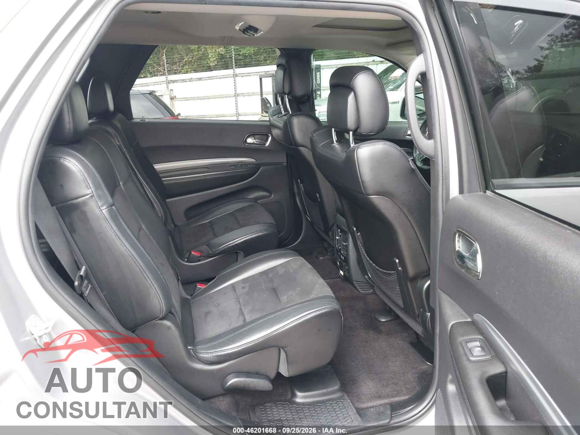 DODGE DURANGO 2018 - 1C4RDJDG1JC447624