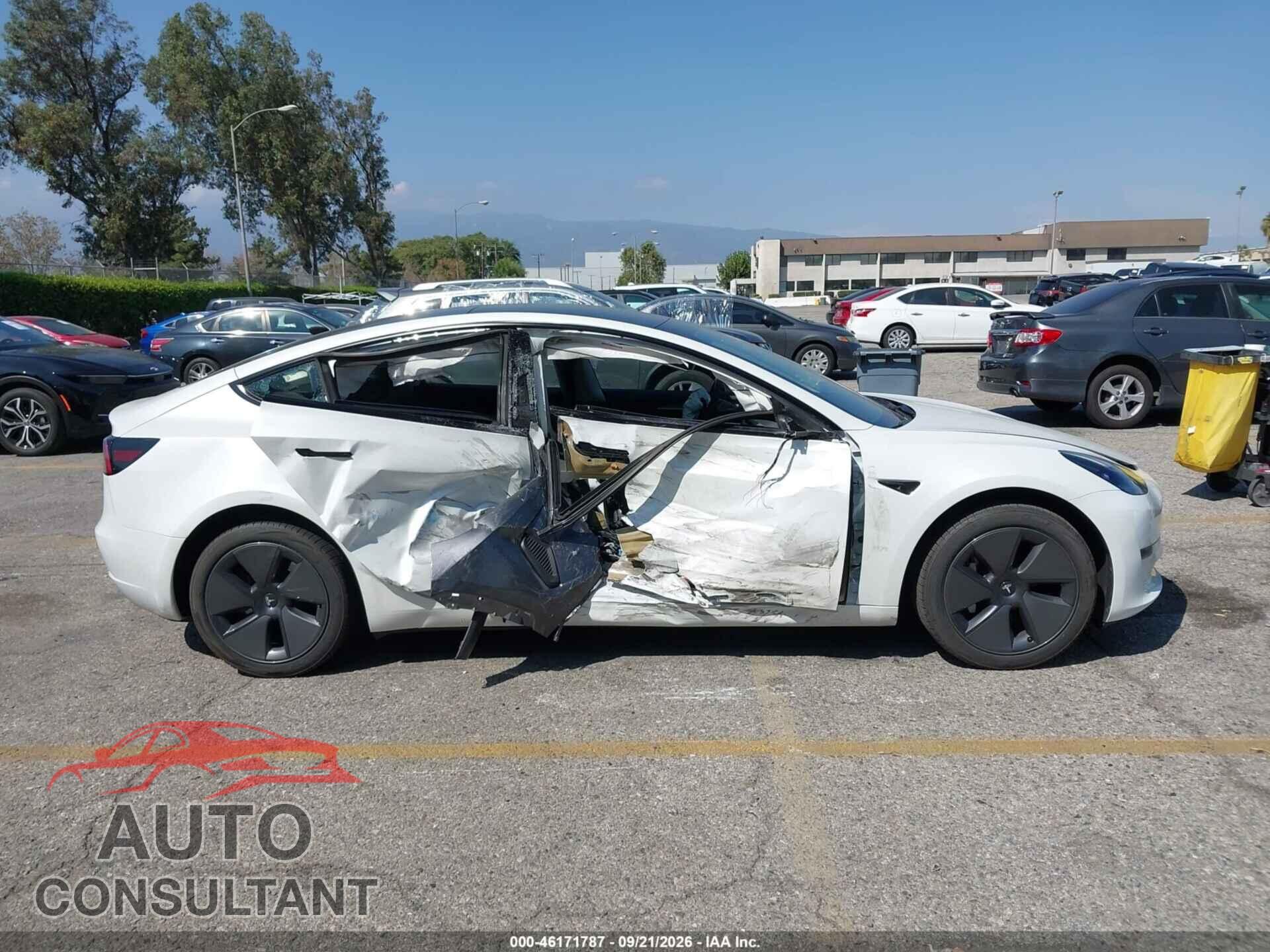 TESLA MODEL 3 2023 - 5YJ3E1EA4PF565370