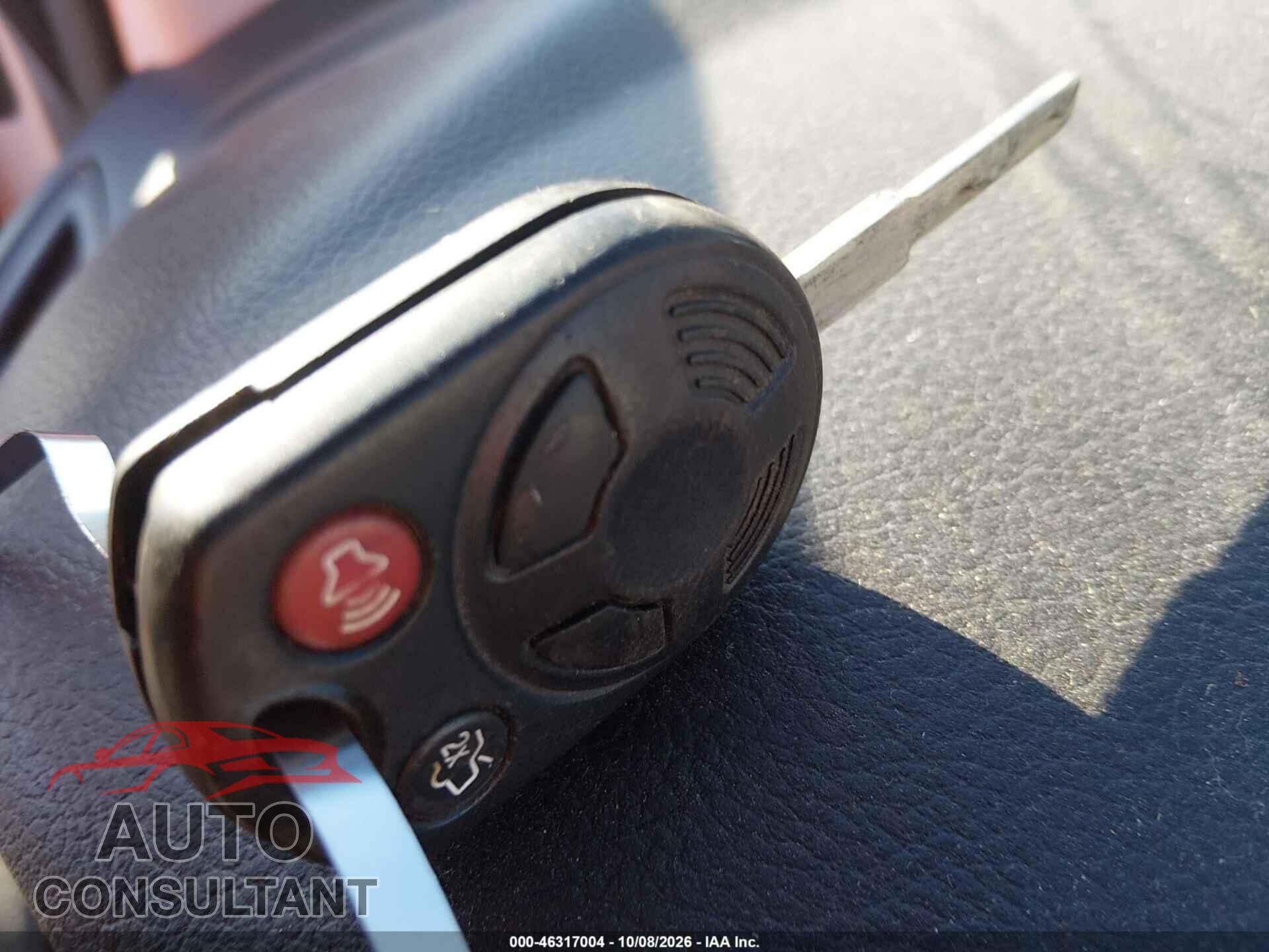 FORD FOCUS 2018 - 1FADP3F29JL326327