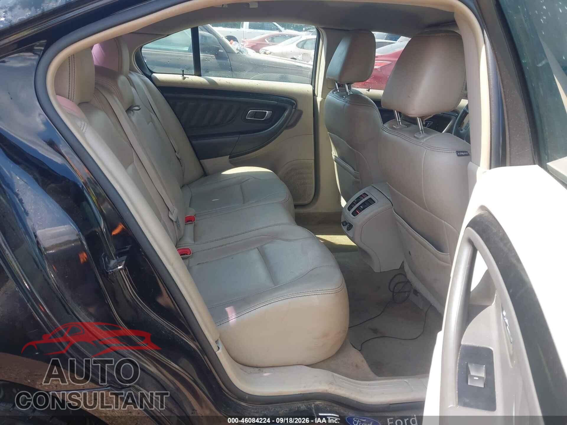 FORD TAURUS 2011 - 1FAHP2EW8BG190637