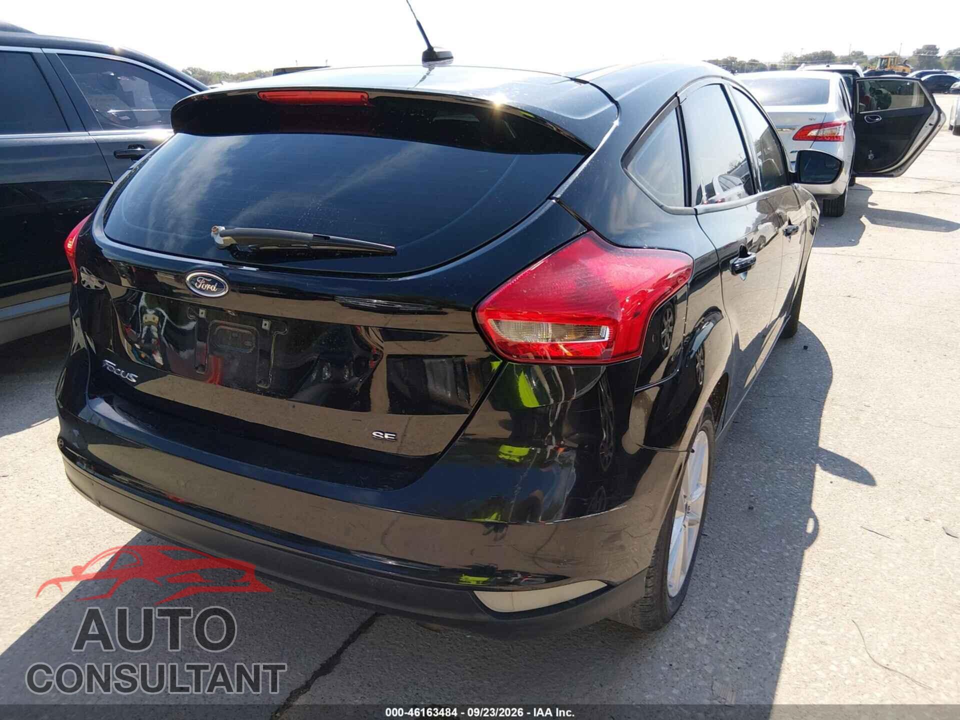 FORD FOCUS 2016 - 1FADP3K28GL240926
