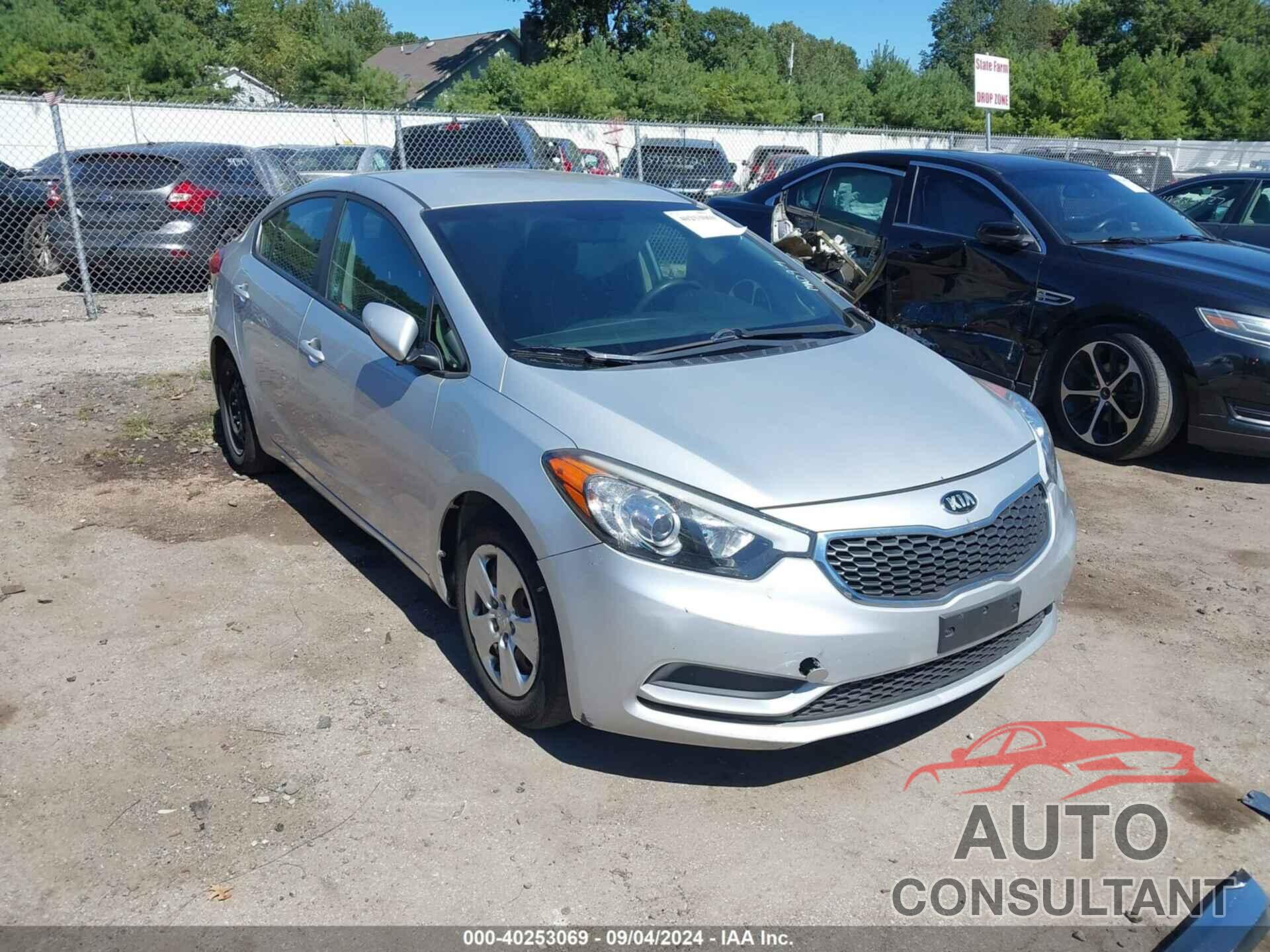 KIA FORTE 2016 - KNAFK4A61G5573742