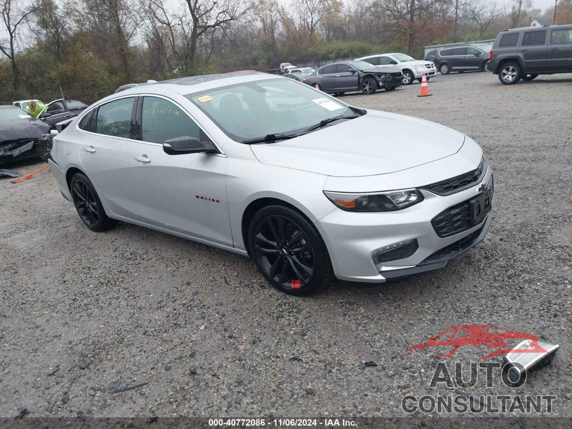 CHEVROLET MALIBU 2018 - 1G1ZD5ST8JF260251