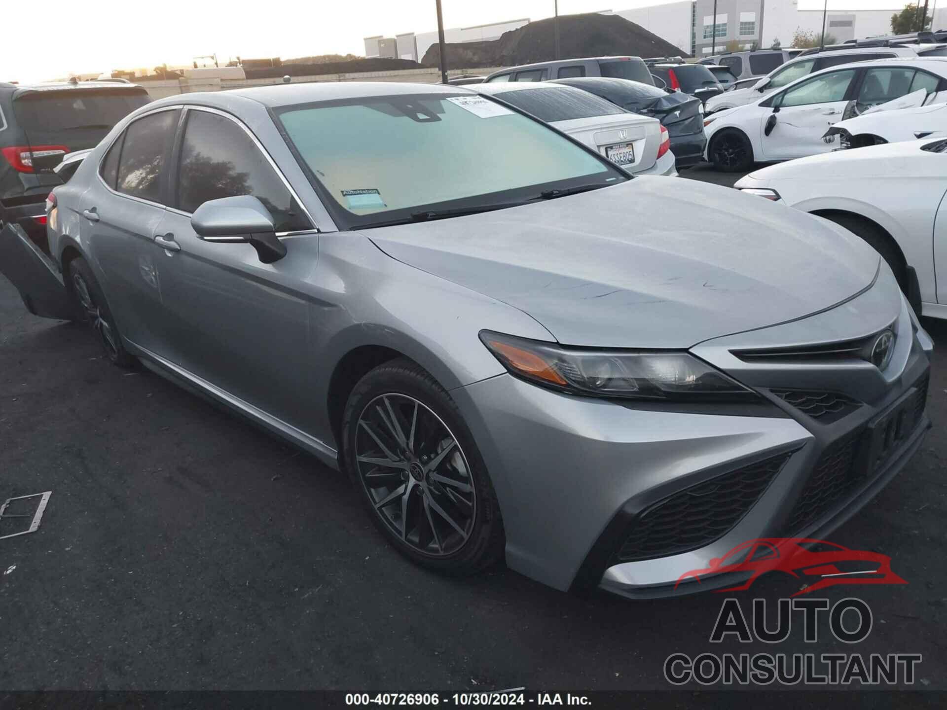 TOYOTA CAMRY 2022 - 4T1G11AK1NU650727