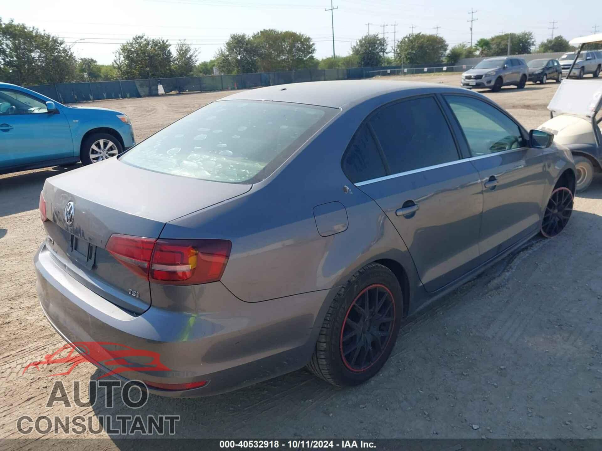 VOLKSWAGEN JETTA 2017 - 3VW2B7AJ9HM211724
