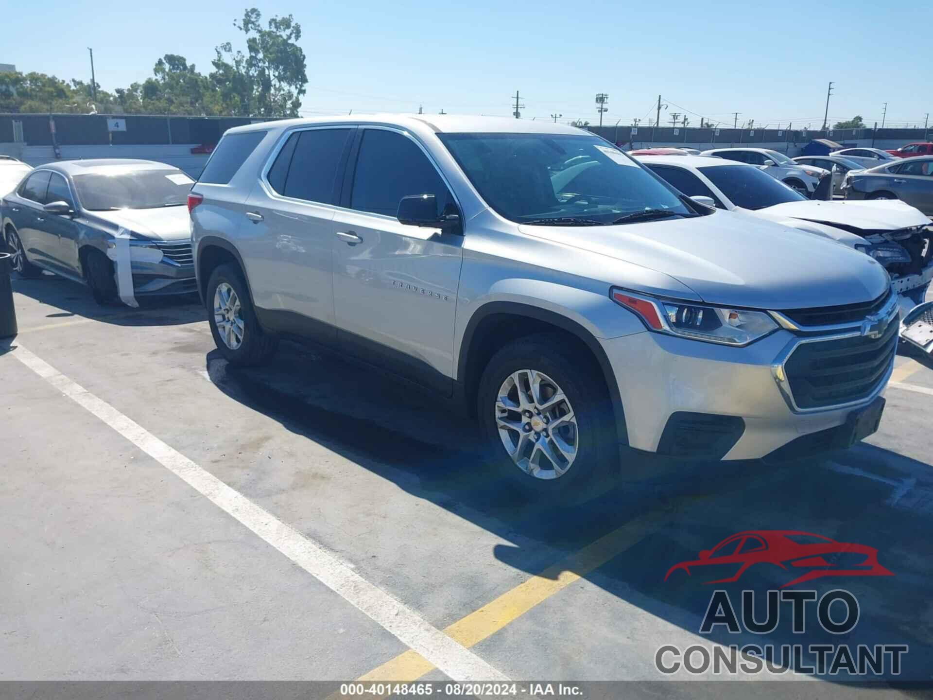 CHEVROLET TRAVERSE 2019 - 1GNERFKW8KJ240904