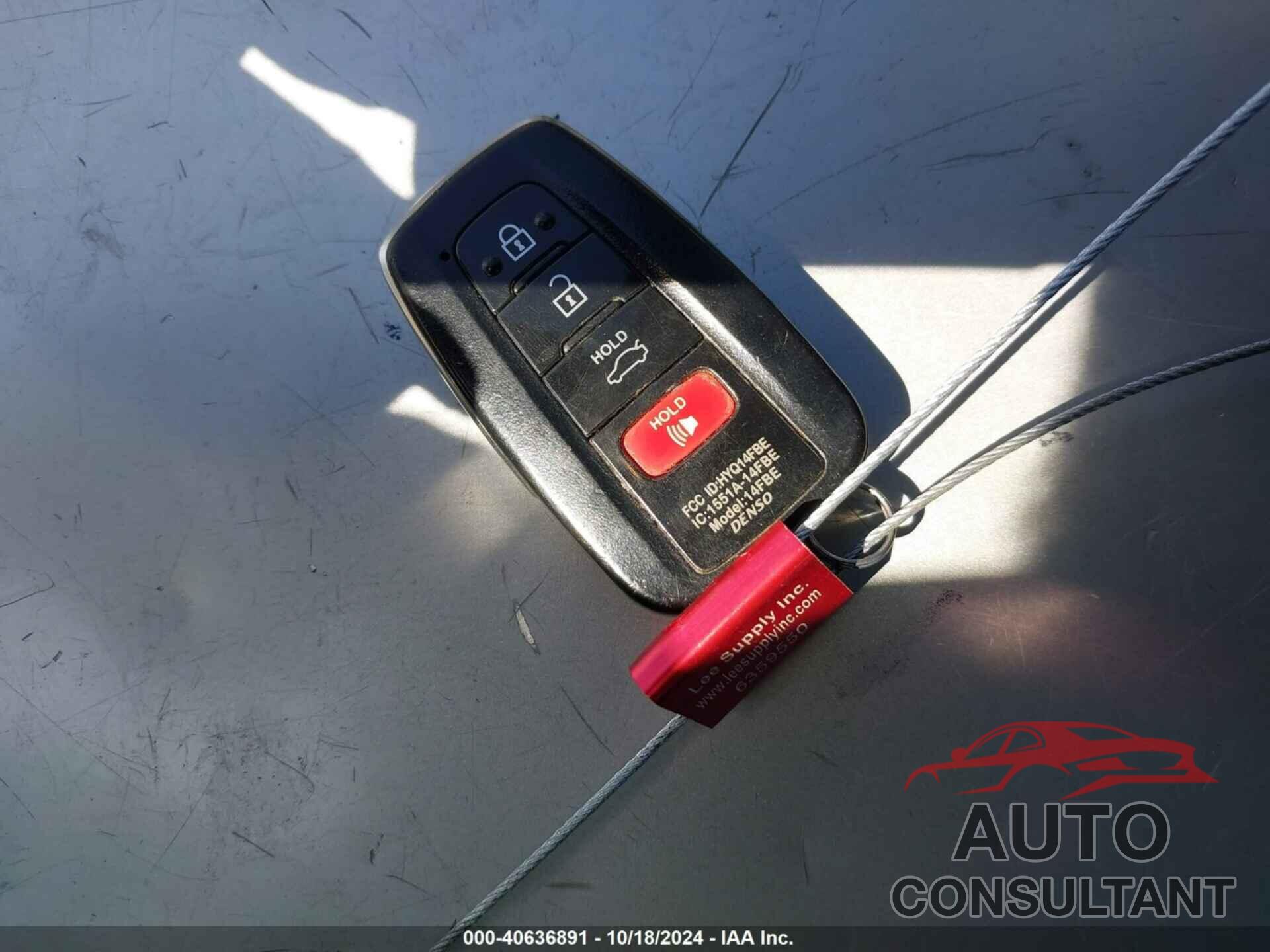 TOYOTA AVALON HYBRID 2019 - 4T1B21FB5KU008815