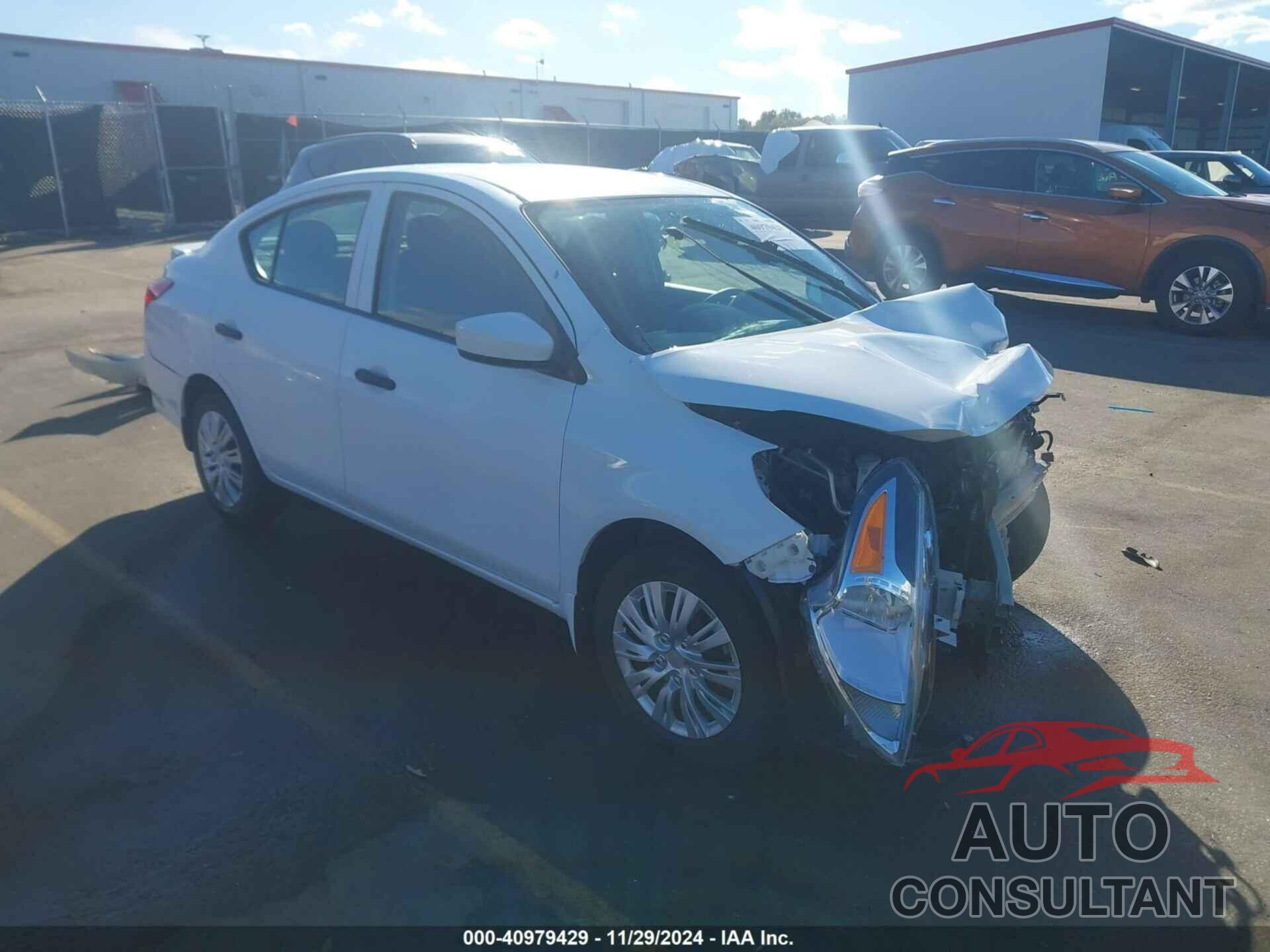 NISSAN VERSA 2017 - 3N1CN7AP4HL854557