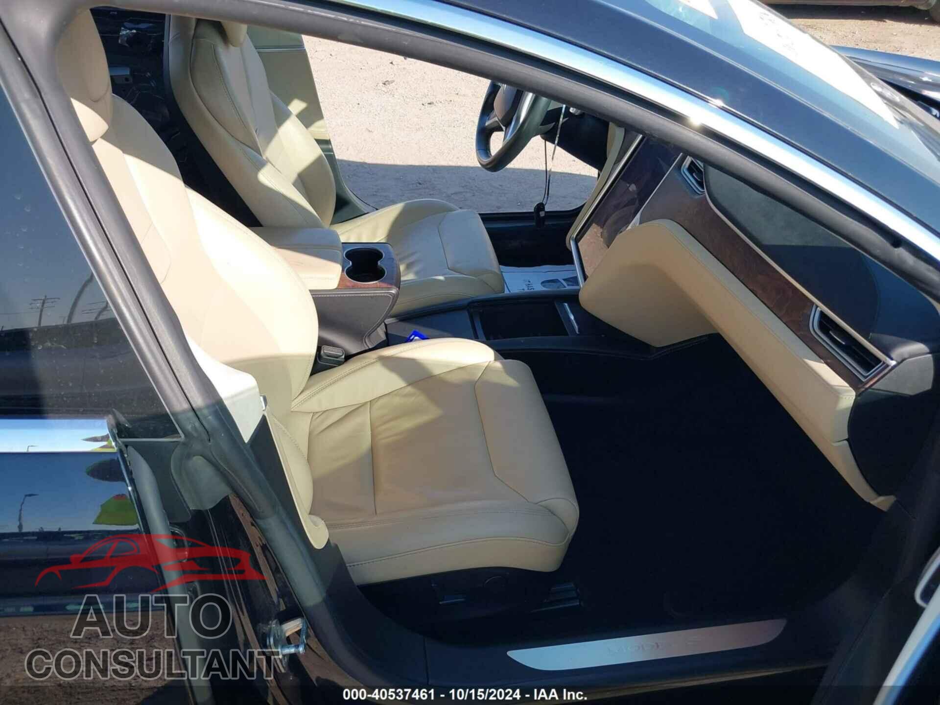 TESLA MODEL S 2017 - 5YJSA1E28HF198426