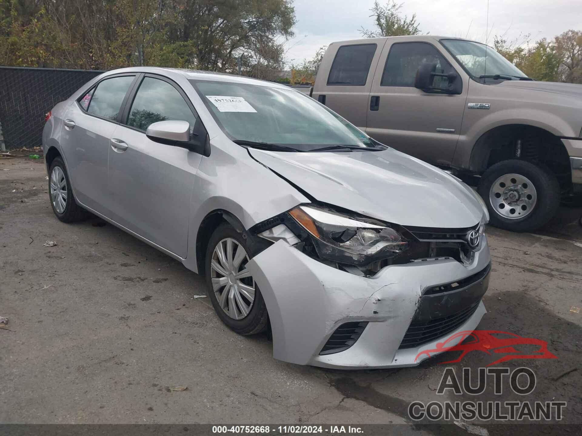 TOYOTA COROLLA 2015 - 5YFBURHE4FP319448