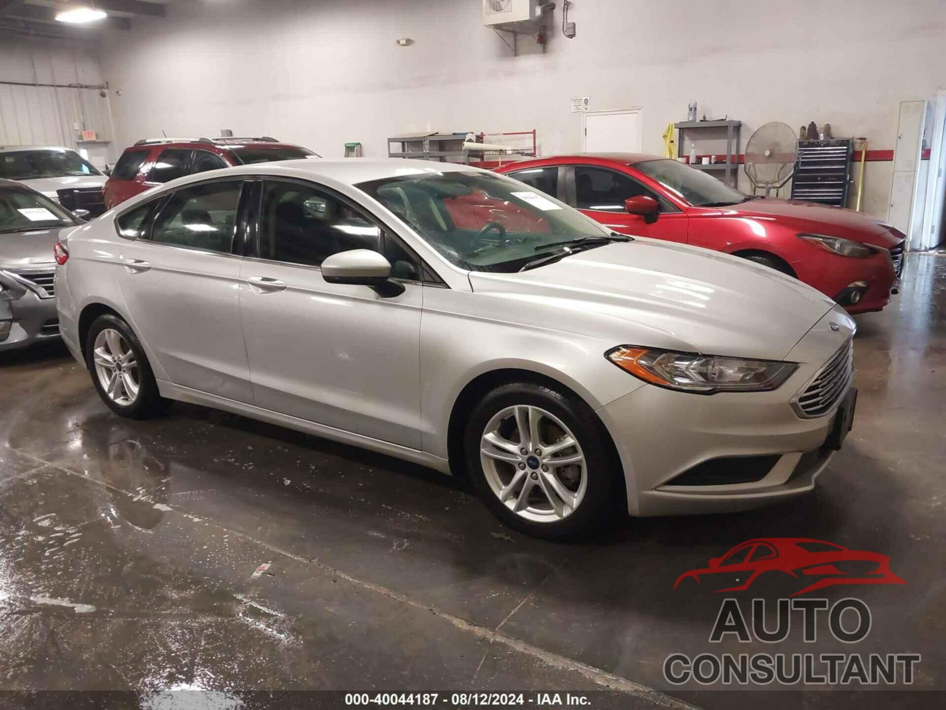 FORD FUSION 2018 - 3FA6P0H76JR109142