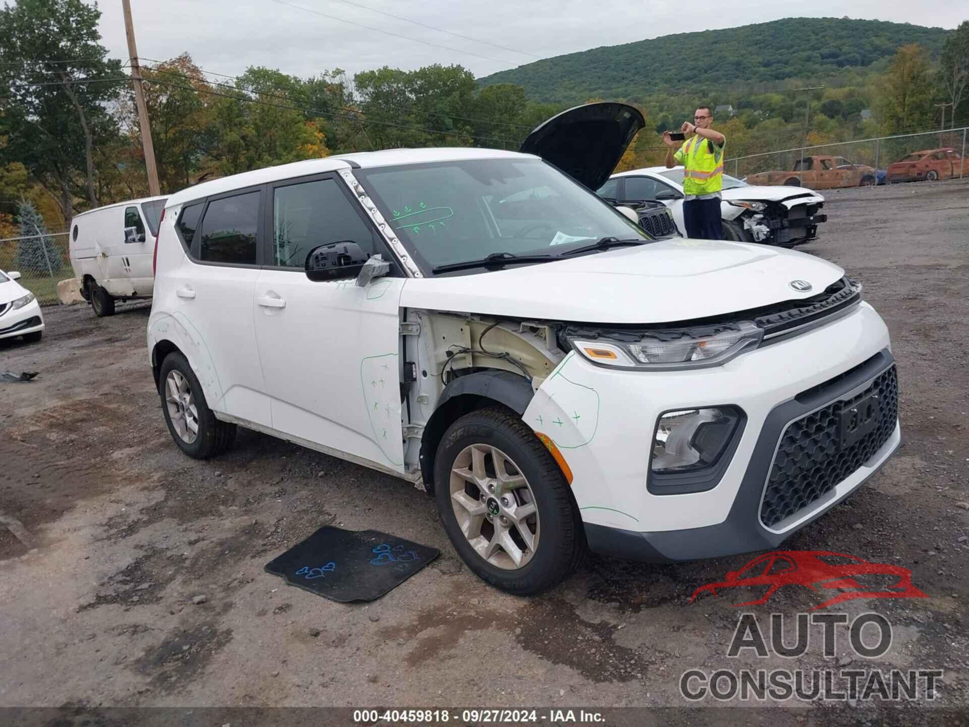 KIA SOUL 2020 - KNDJ23AU3L7004492