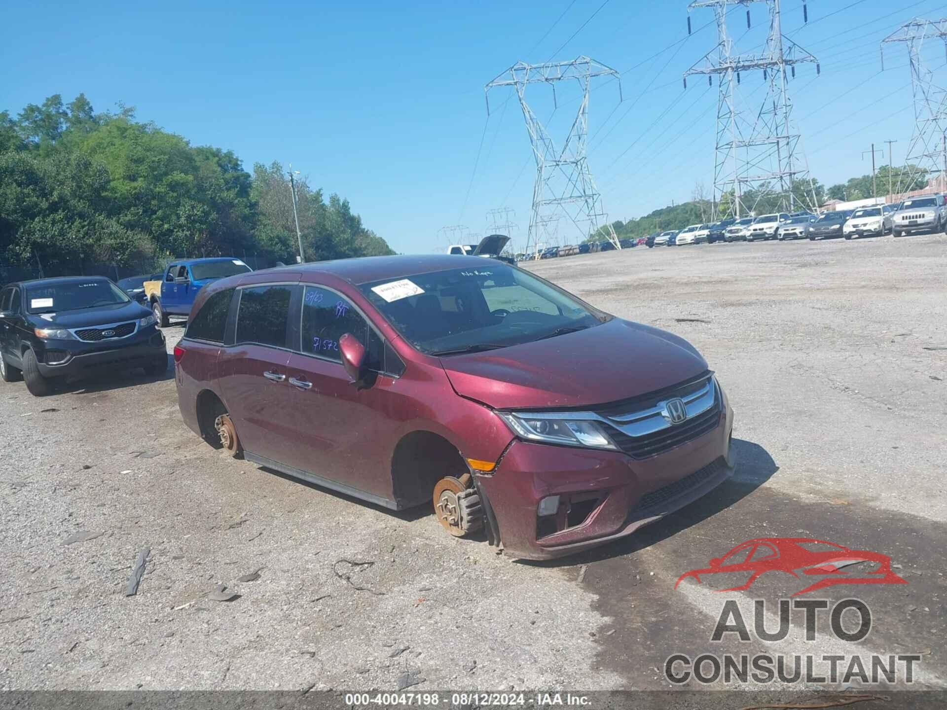 HONDA ODYSSEY 2018 - 5FNRL6H54JB061551