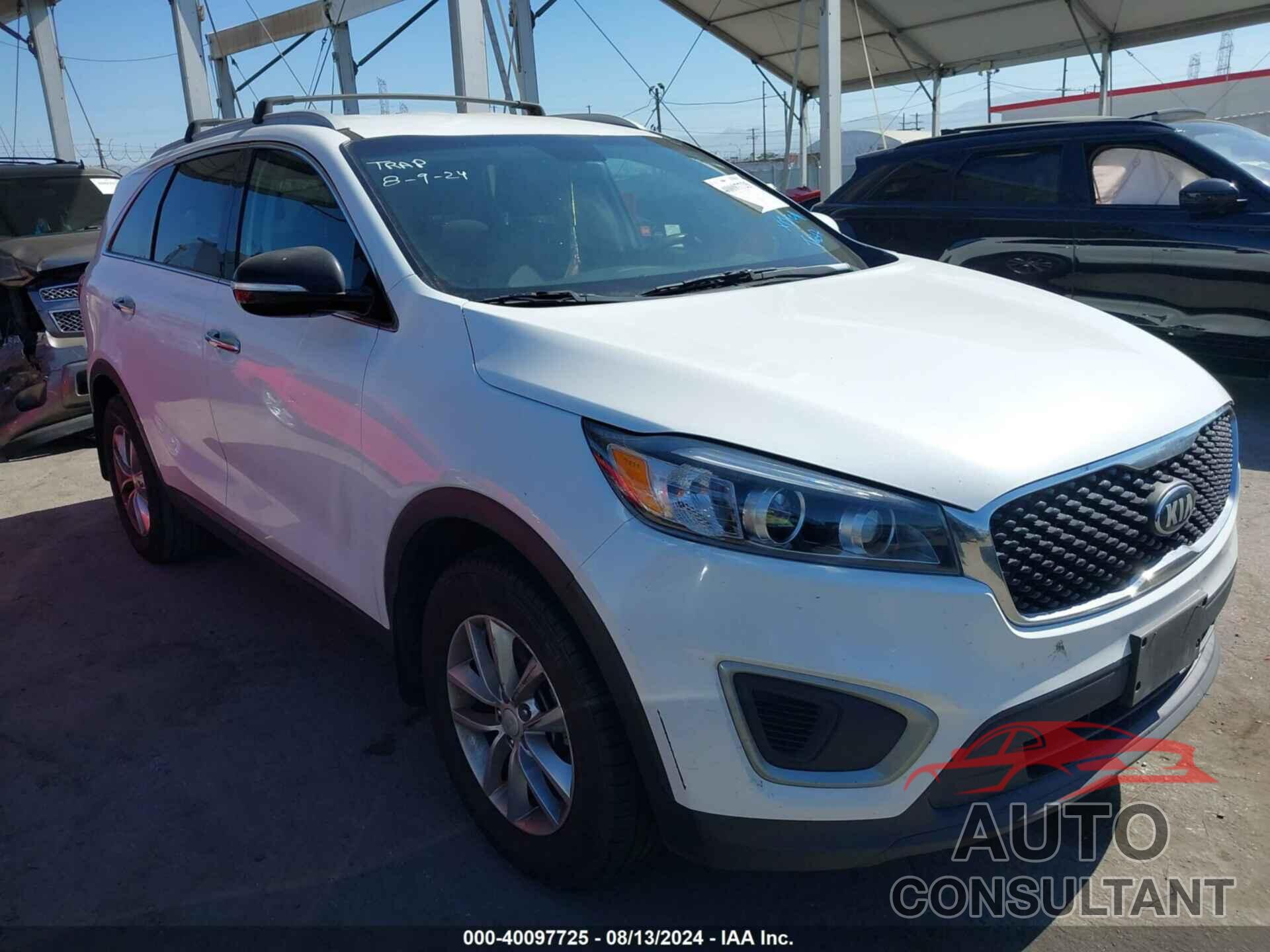 KIA SORENTO 2017 - 5XYPG4A38HG261814