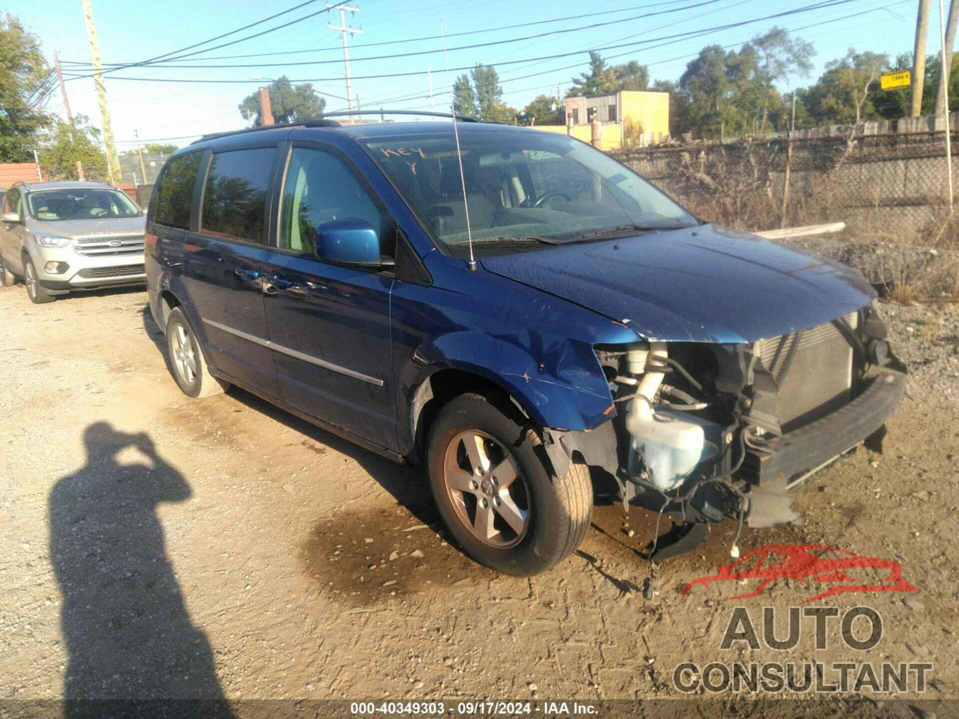 DODGE GRAND CARAVAN 2010 - 2D4RN5D13AR147433