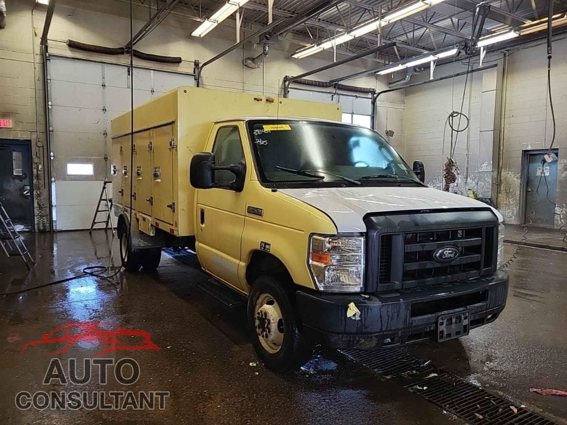 FORD ECONOLINE 2018 - 1FDXE4FS5JDC18666