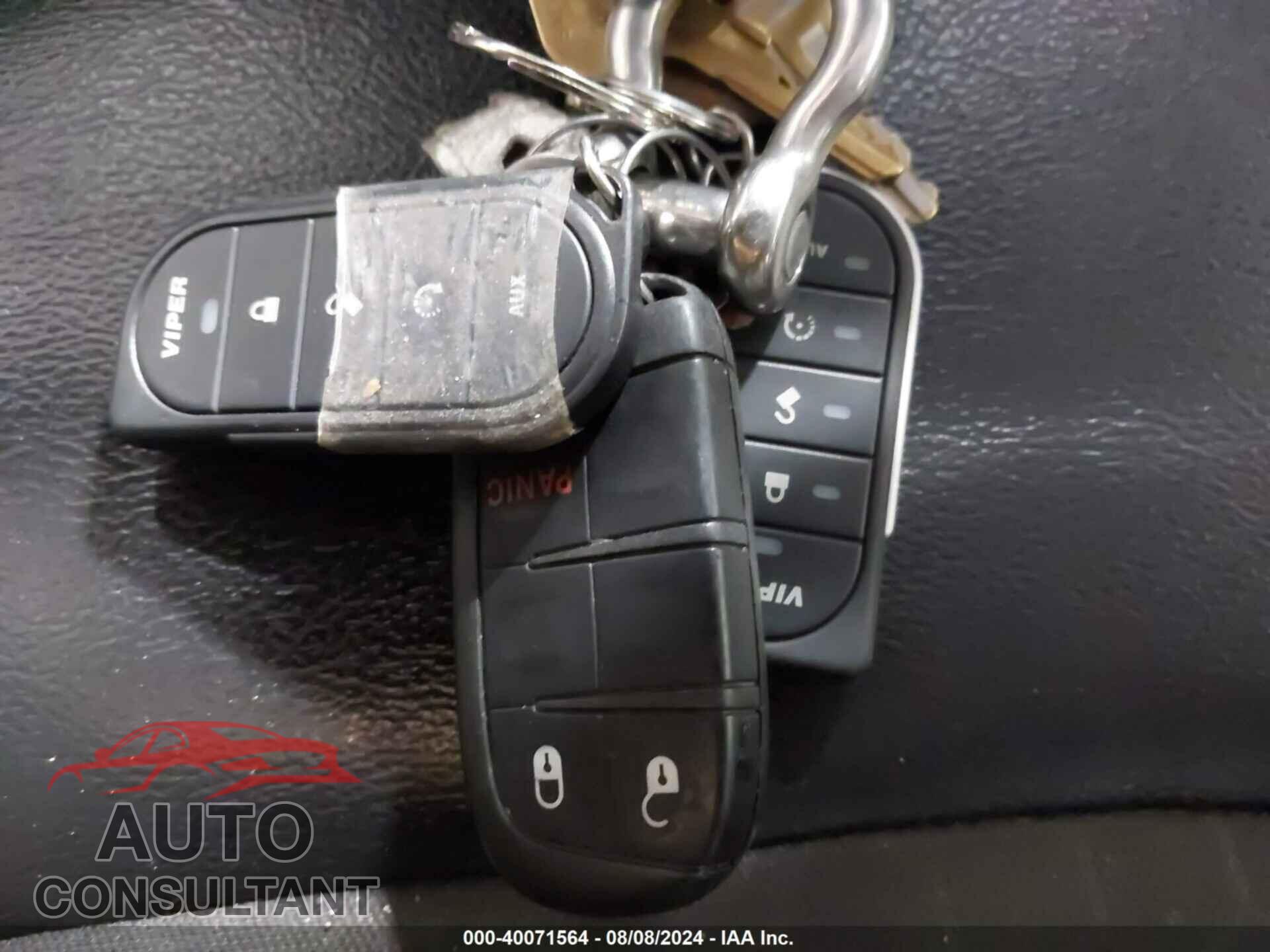 JEEP COMPASS 2018 - 3C4NJDBB7JT200645