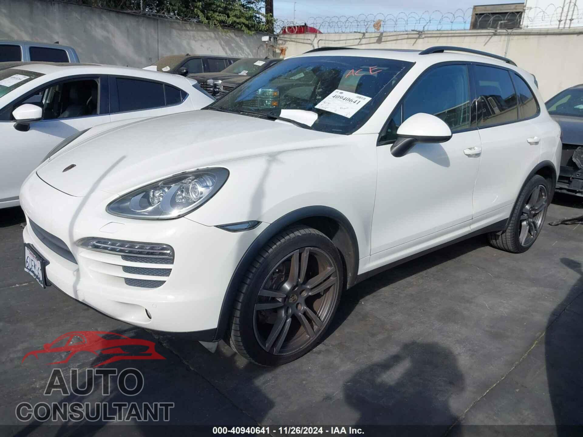 PORSCHE CAYENNE 2012 - WP1AA2A28CLA04375