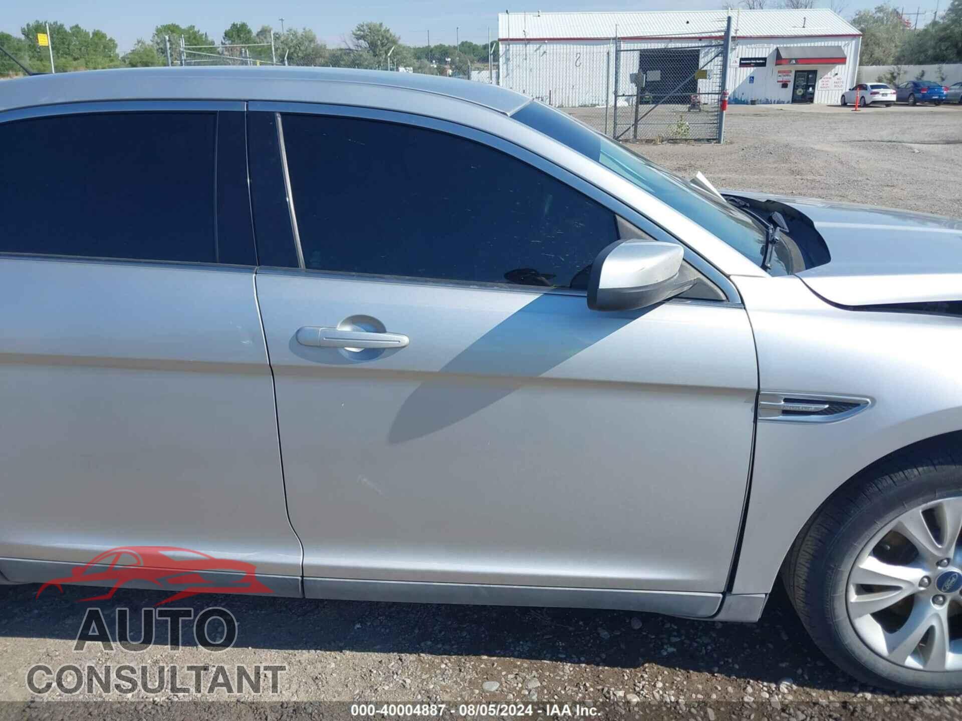 FORD TAURUS 2011 - 1FAHP2HW6BG185979