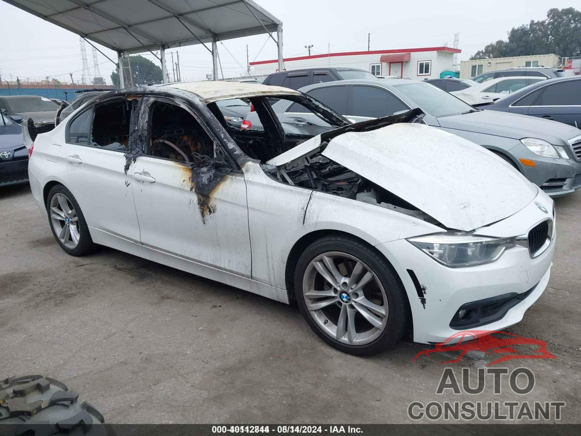 BMW 320I 2016 - WBA8E1G56GNT37181