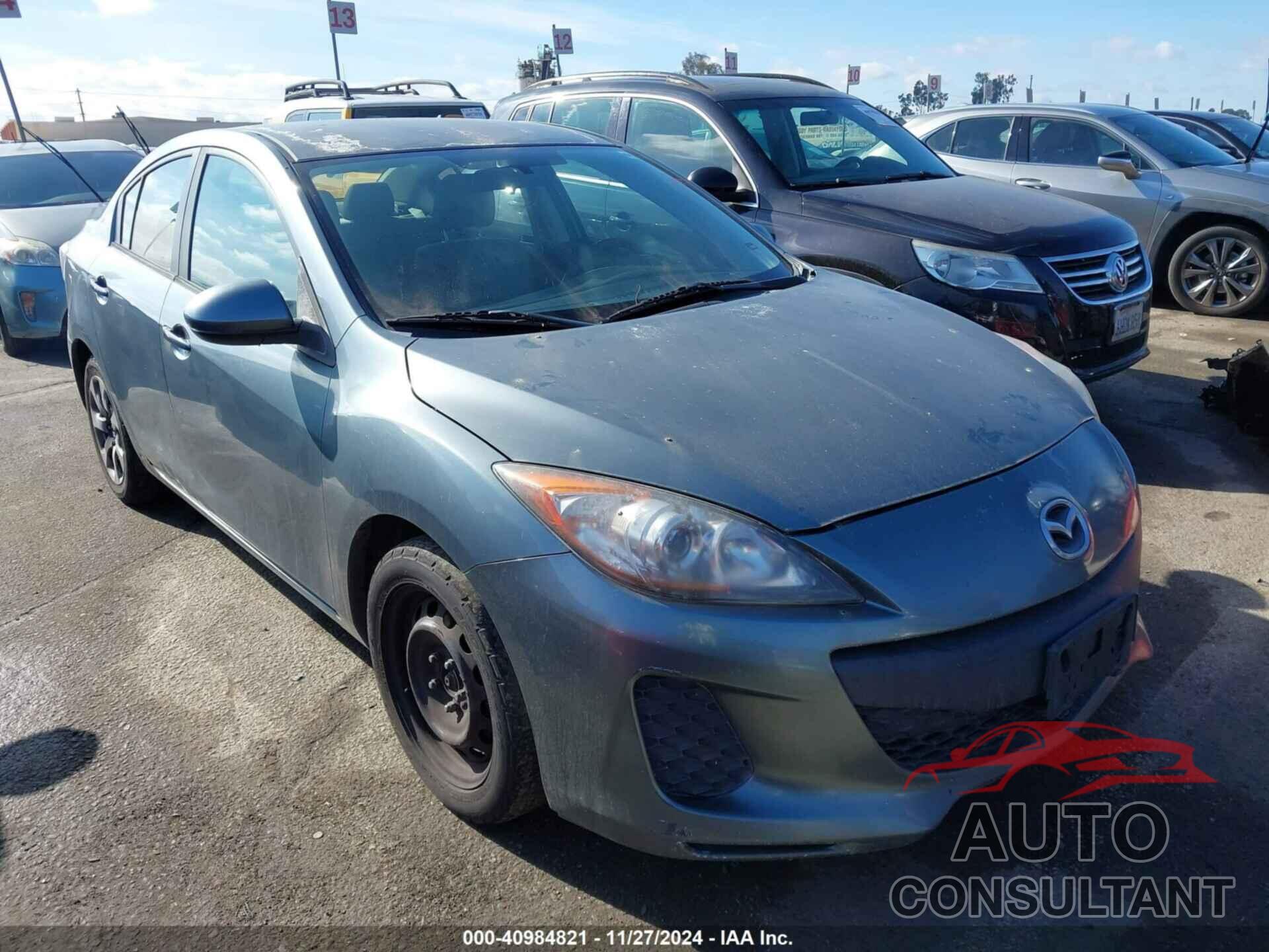 MAZDA MAZDA3 2012 - JM1BL1UF8C1553014