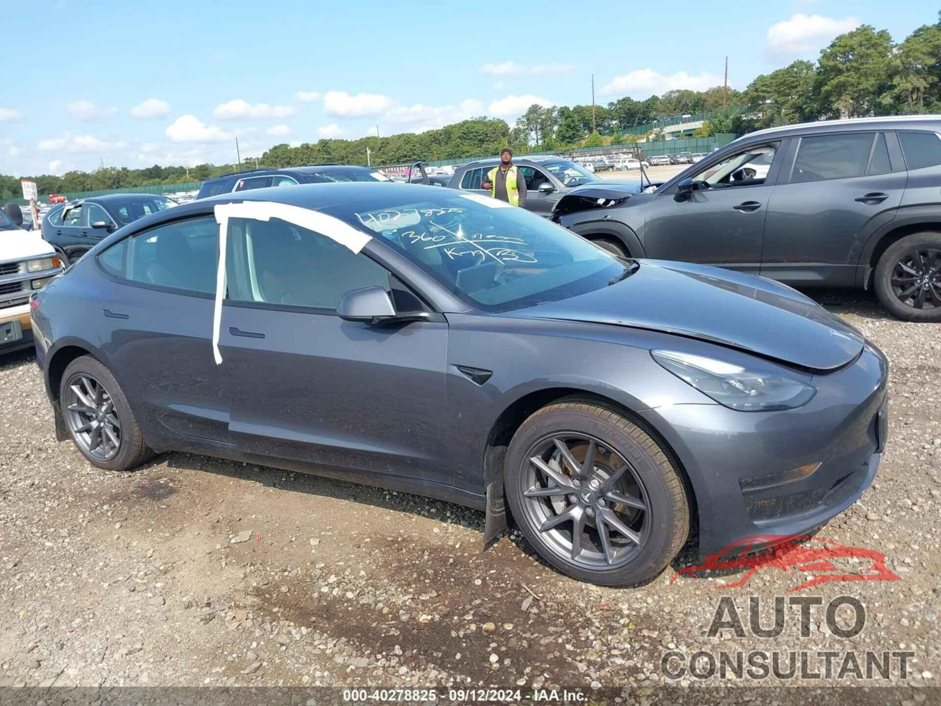 TESLA MODEL 3 2023 - 5YJ3E1EA1PF692058