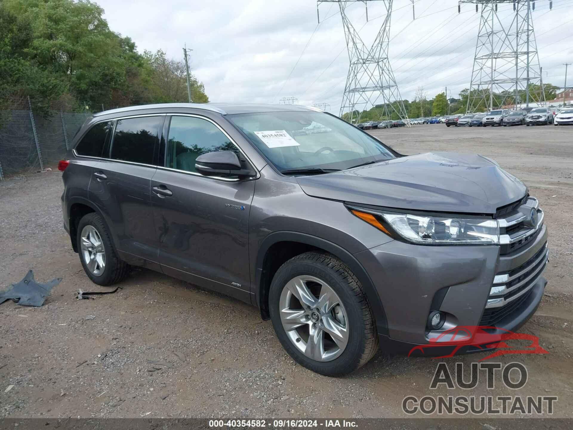 TOYOTA HIGHLANDER HYBRID 2019 - 5TDDGRFH3KS076617