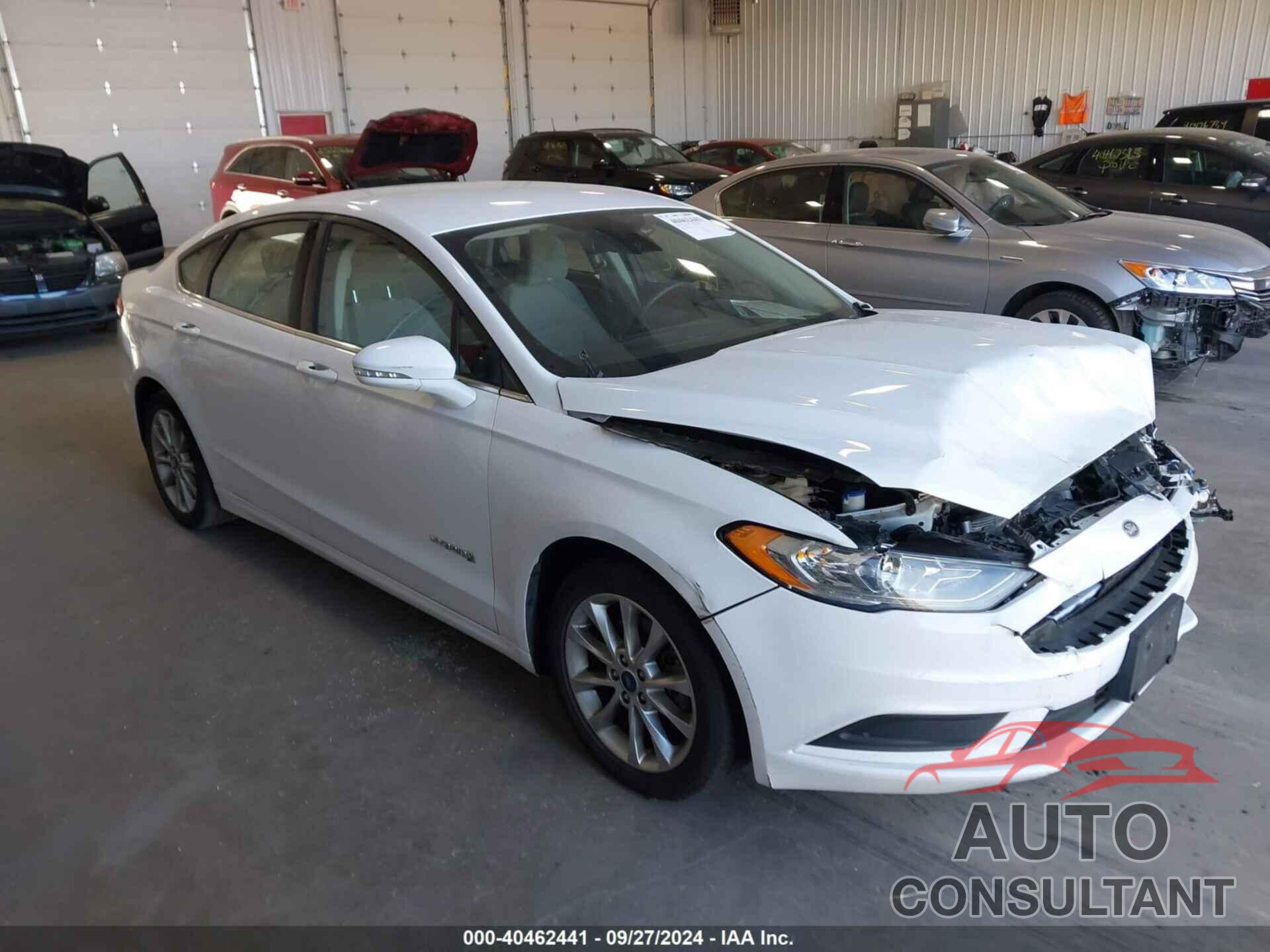 FORD FUSION HYBRID 2017 - 3FA6P0LU9HR344996