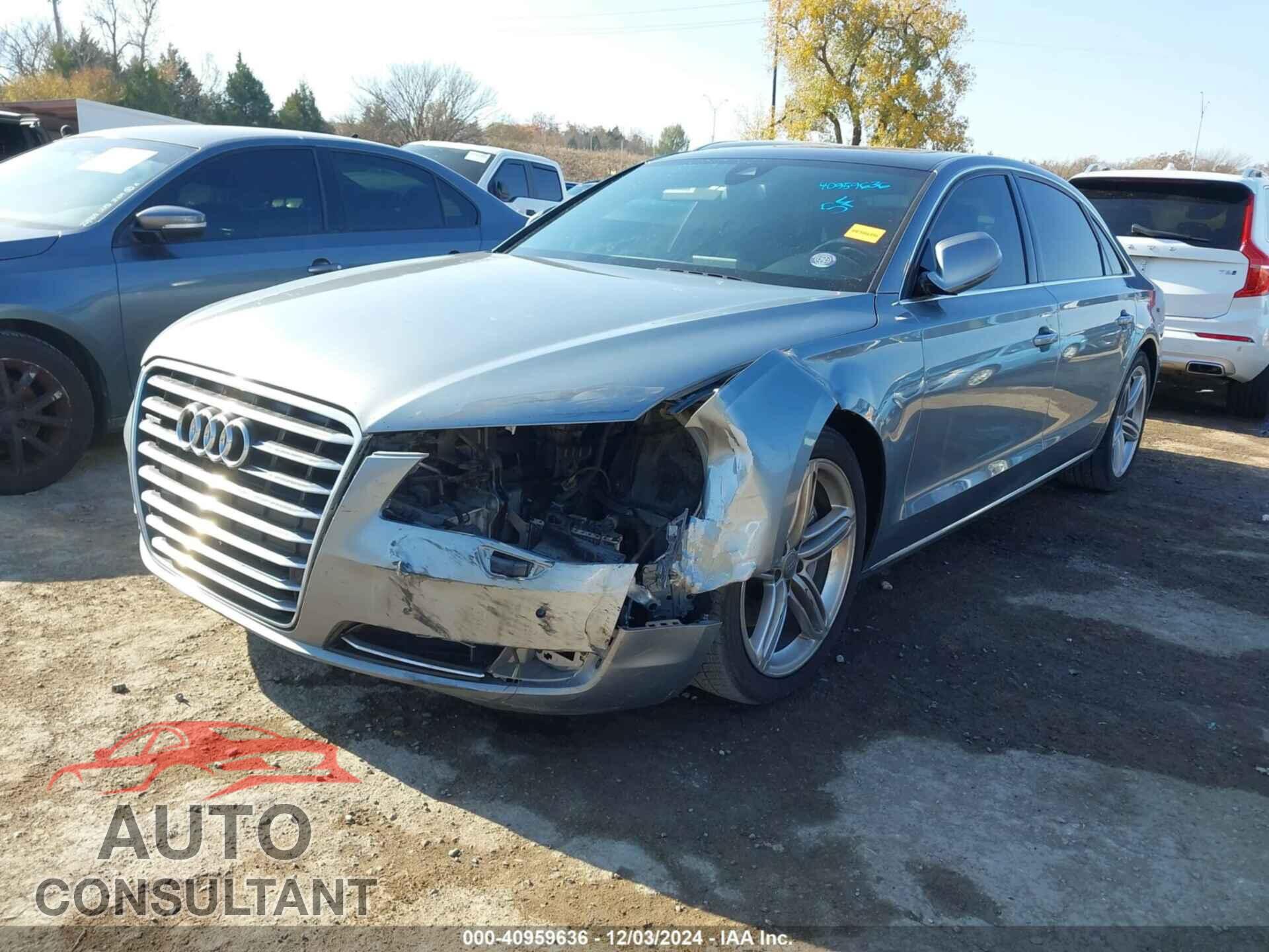 AUDI A8 L 2013 - WAURGAFD3DN004164