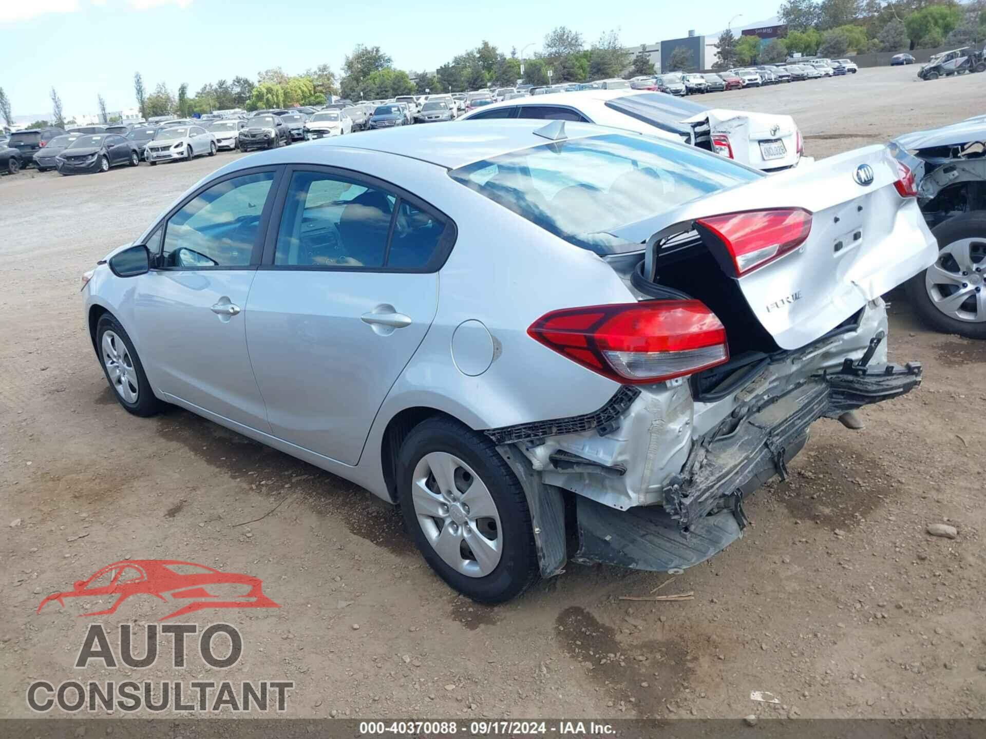 KIA FORTE 2017 - 3KPFK4A71HE070245