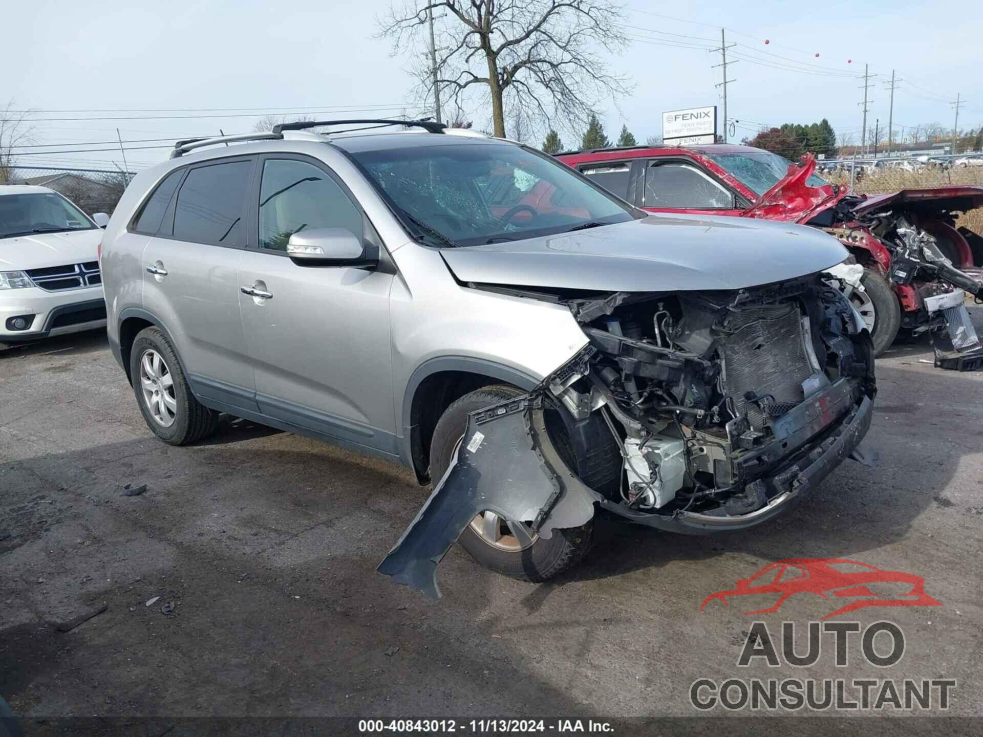 KIA SORENTO 2012 - 5XYKT3A68CG302140
