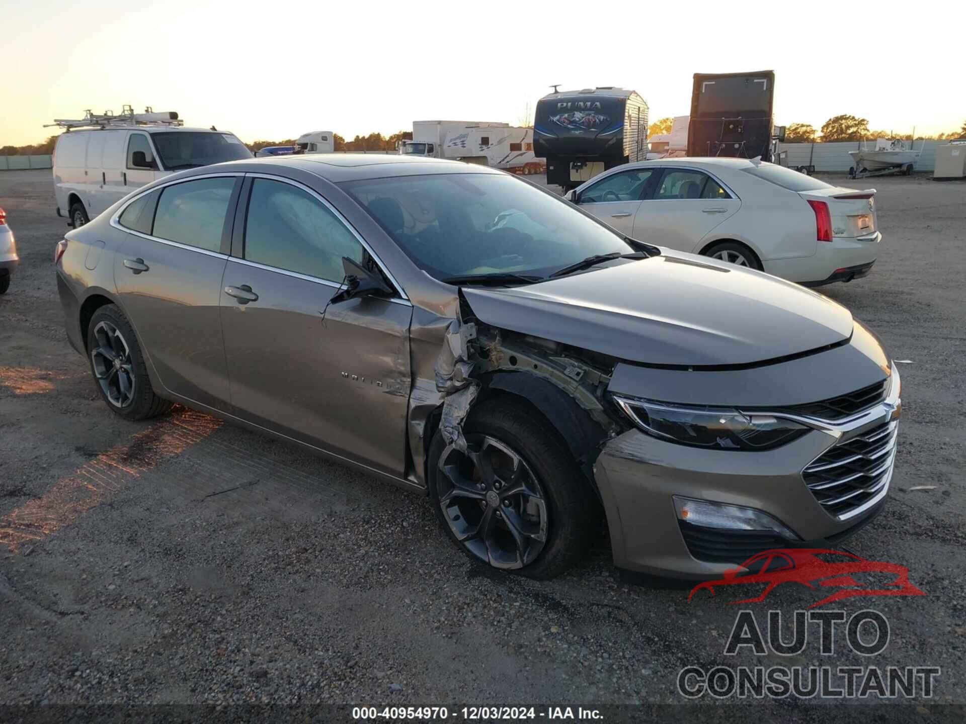 CHEVROLET MALIBU 2022 - 1G1ZD5ST3NF160676