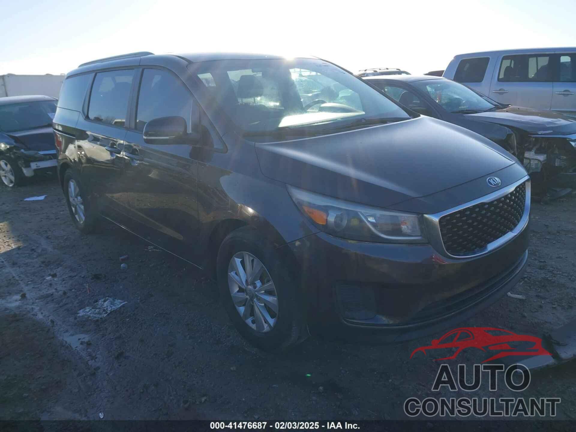 KIA SEDONA 2015 - KNDMB5C11F6043331