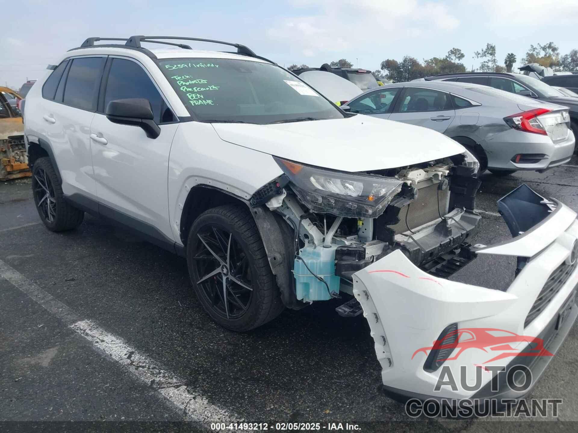 TOYOTA RAV4 2020 - JTMH1RFVXLD054071
