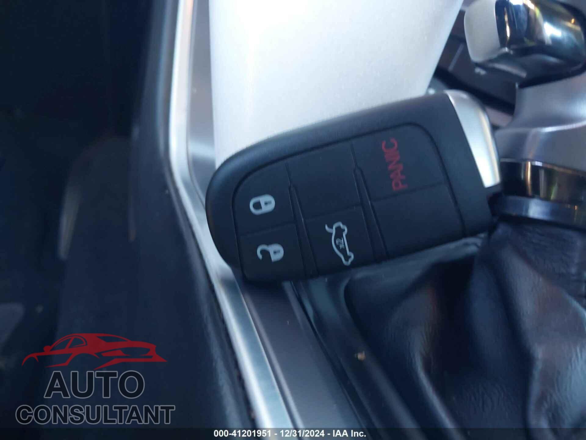 DODGE CHALLENGER 2019 - 2C3CDZAG4KH751560
