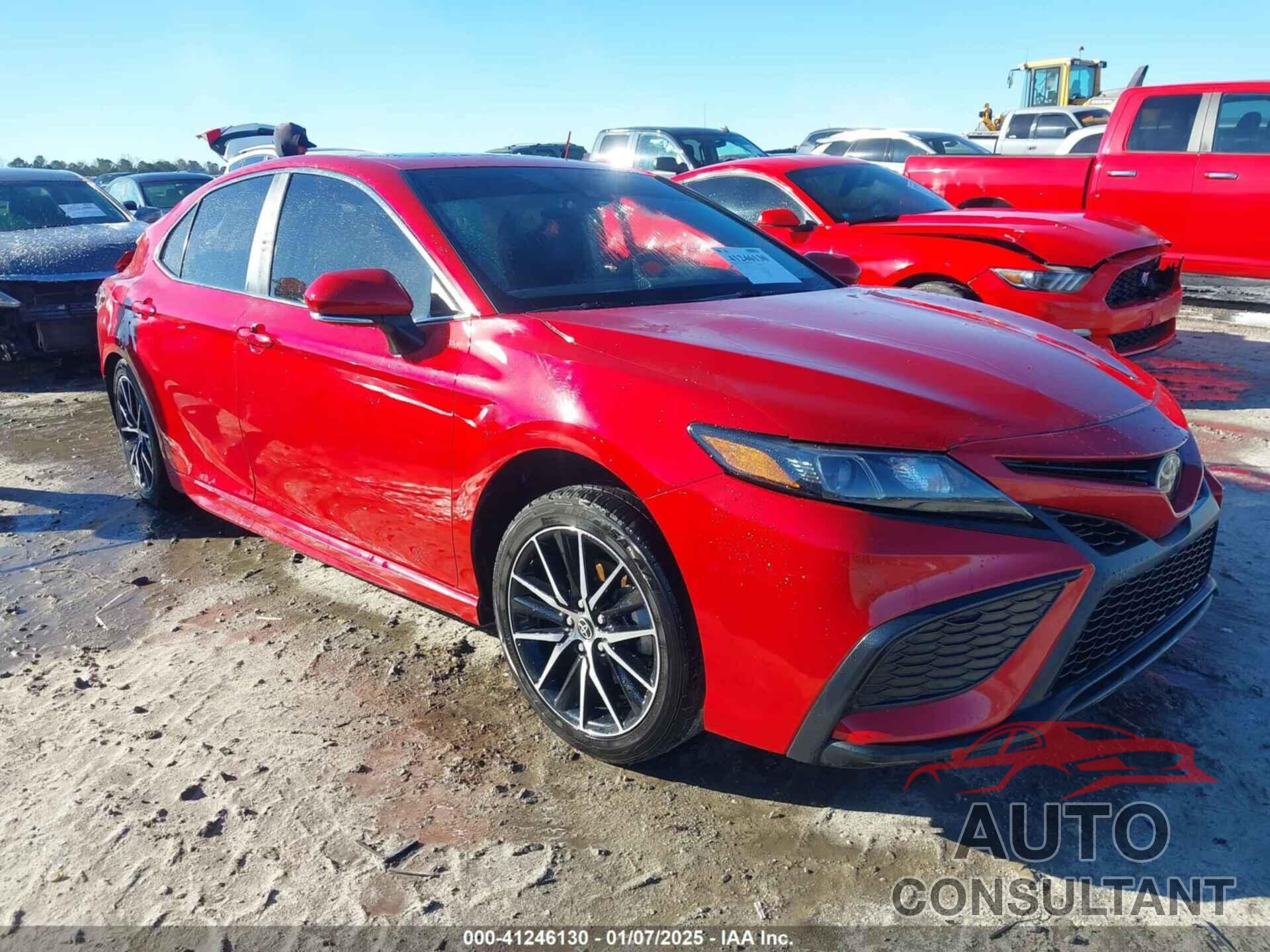 TOYOTA CAMRY 2021 - 4T1G11AK8MU446313