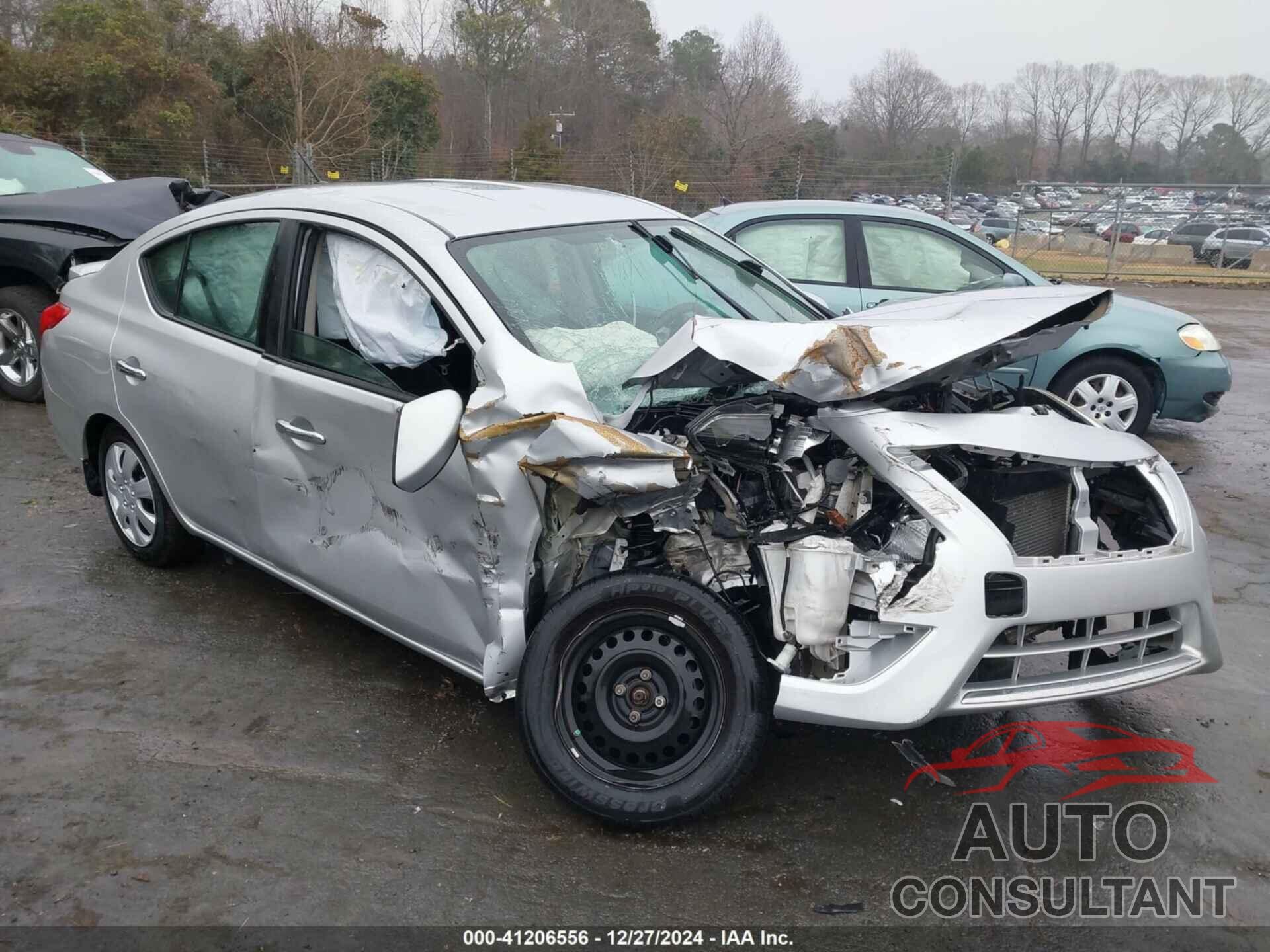 NISSAN VERSA 2015 - 3N1CN7AP3FL823667
