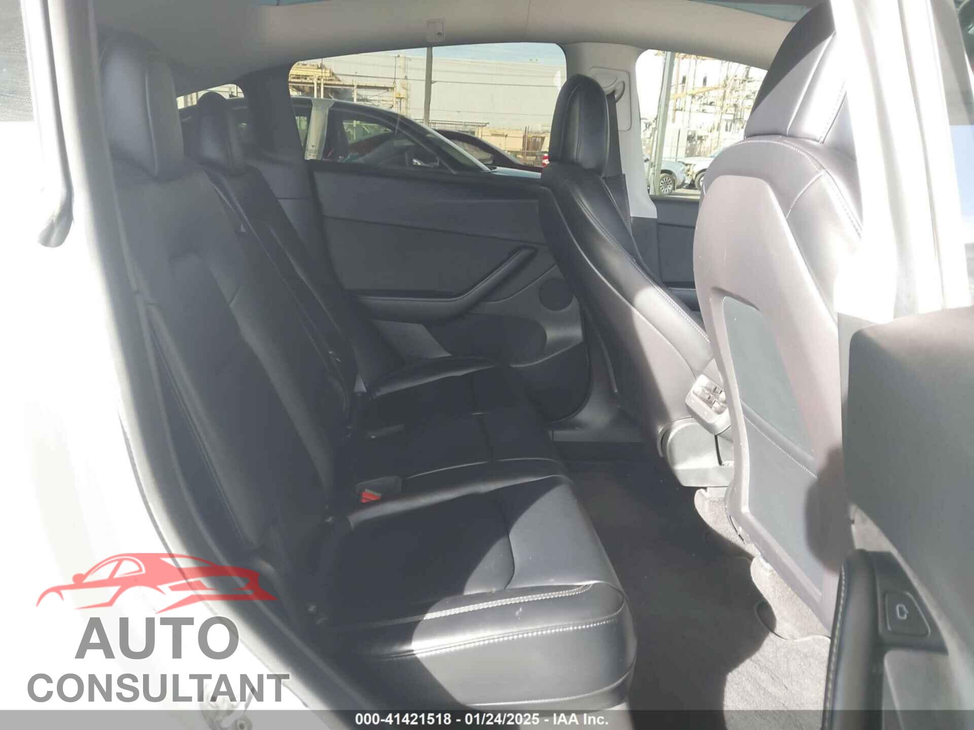 TESLA MODEL Y 2021 - 5YJYGDEF5MF277804