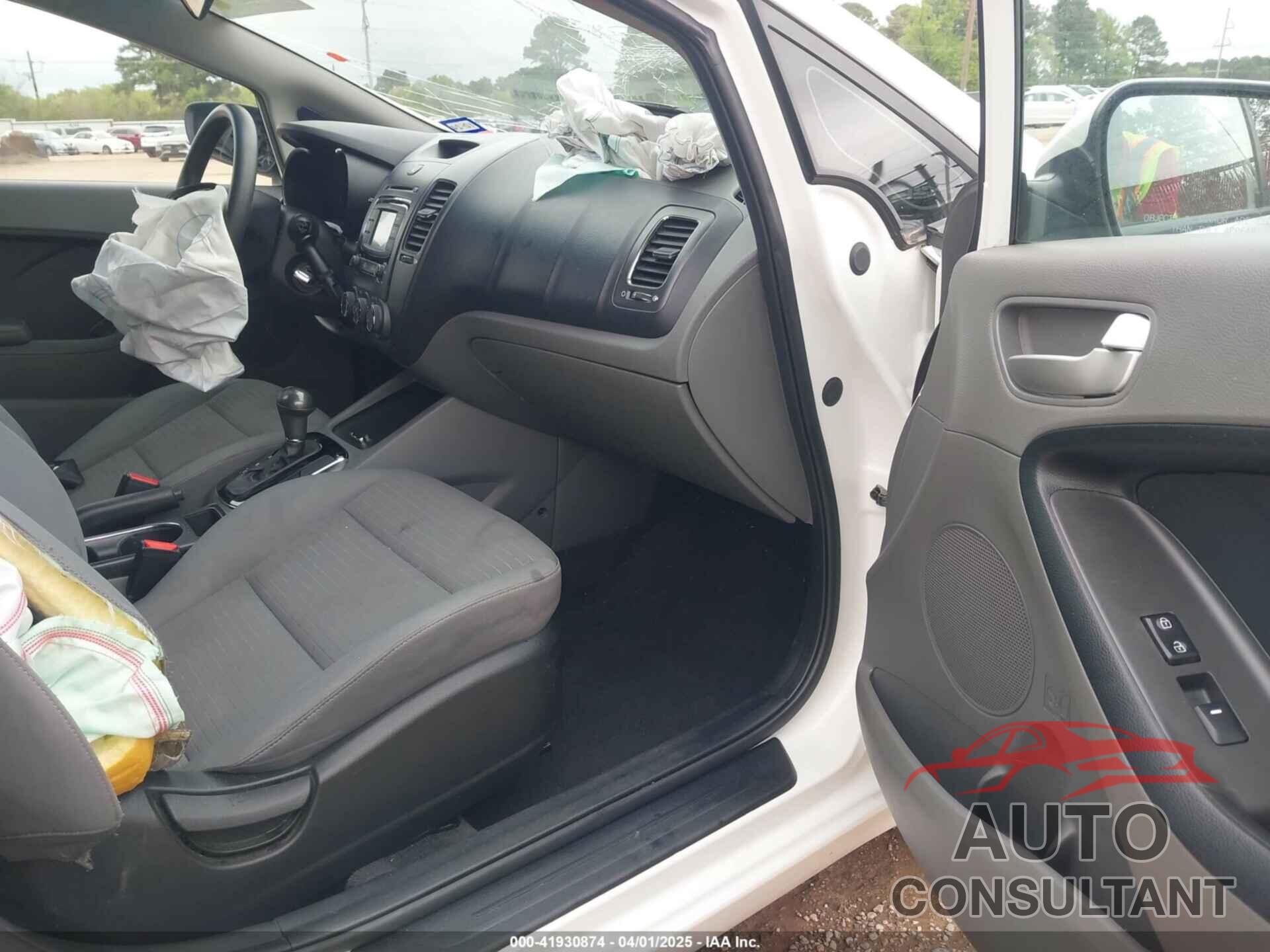 KIA FORTE 2017 - 3KPFL4A76HE072067