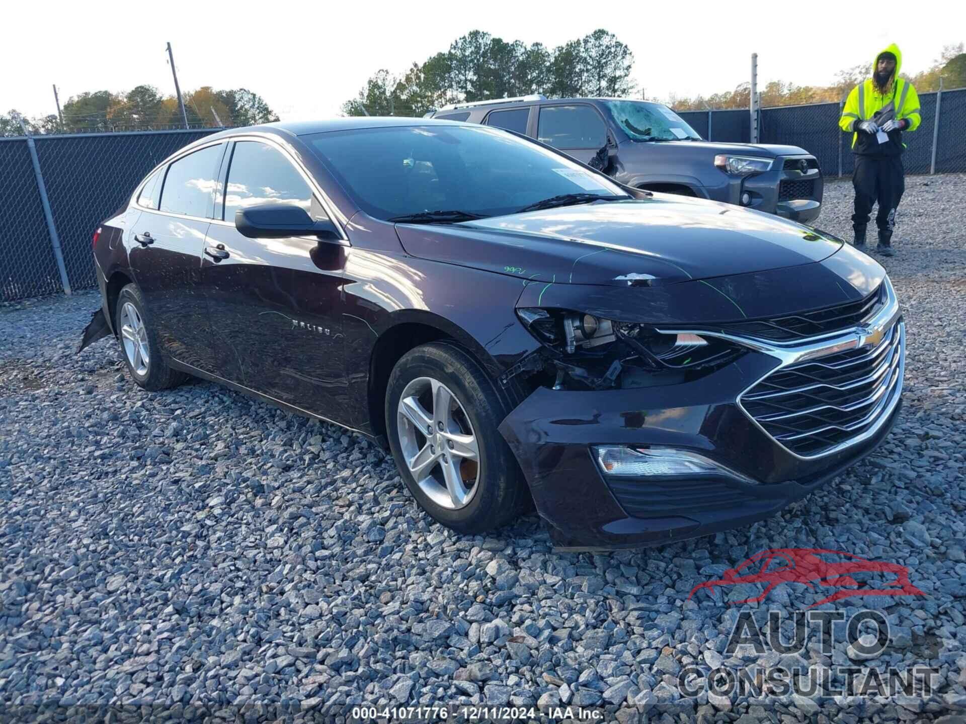 CHEVROLET MALIBU 2020 - 1G1ZB5ST5LF010037