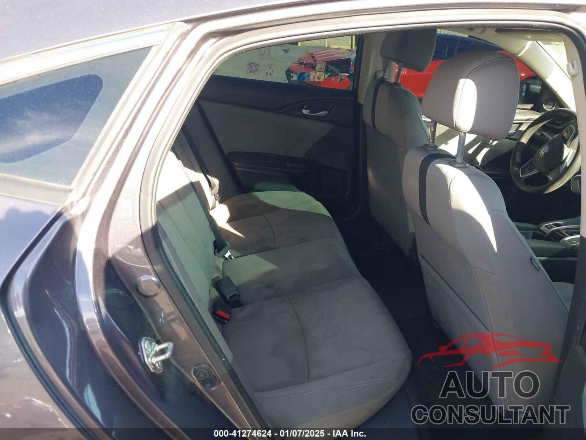 HONDA CIVIC 2018 - 19XFC2F71JE201514
