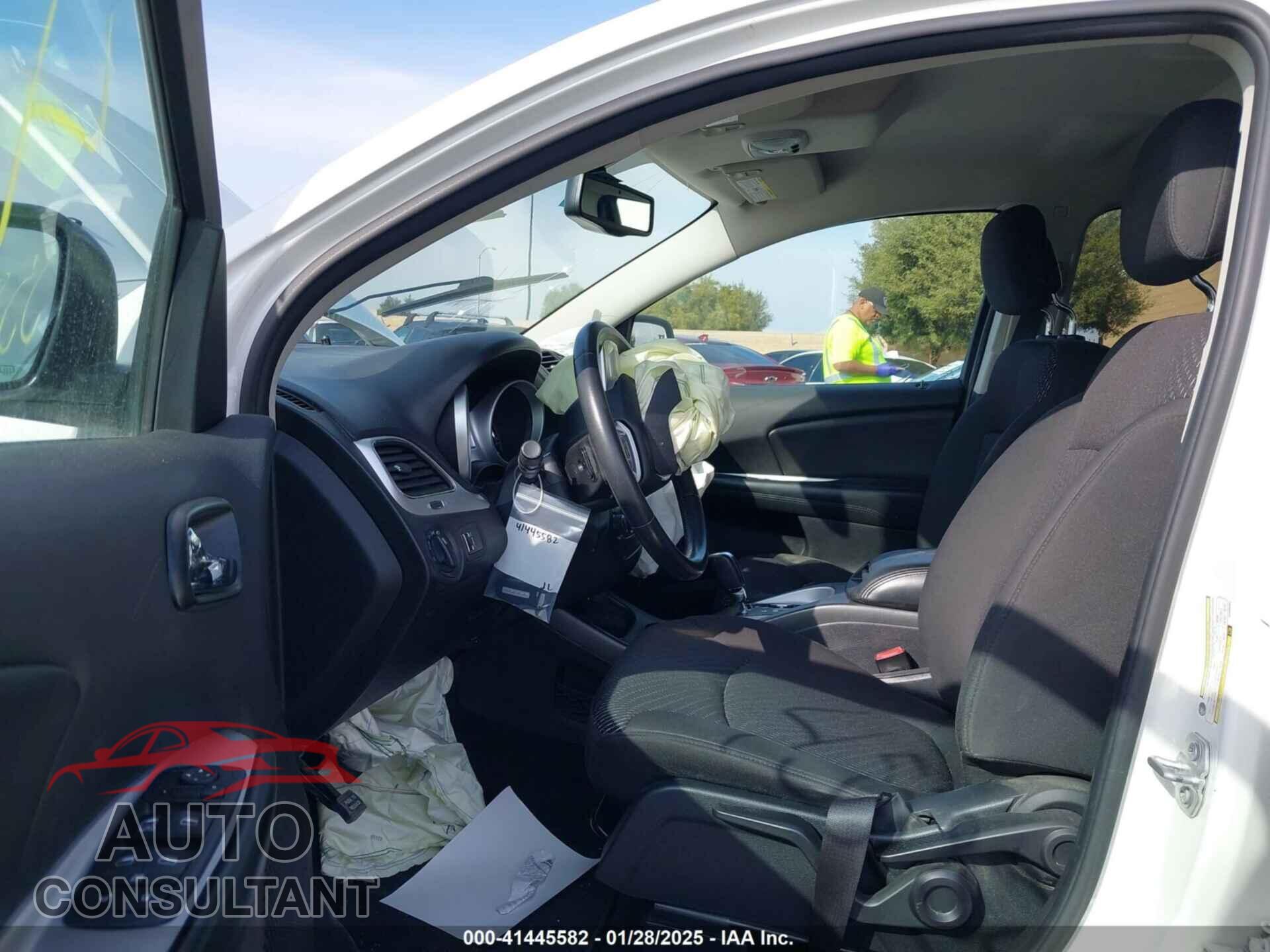 DODGE JOURNEY 2017 - 3C4PDCAB4HT559487