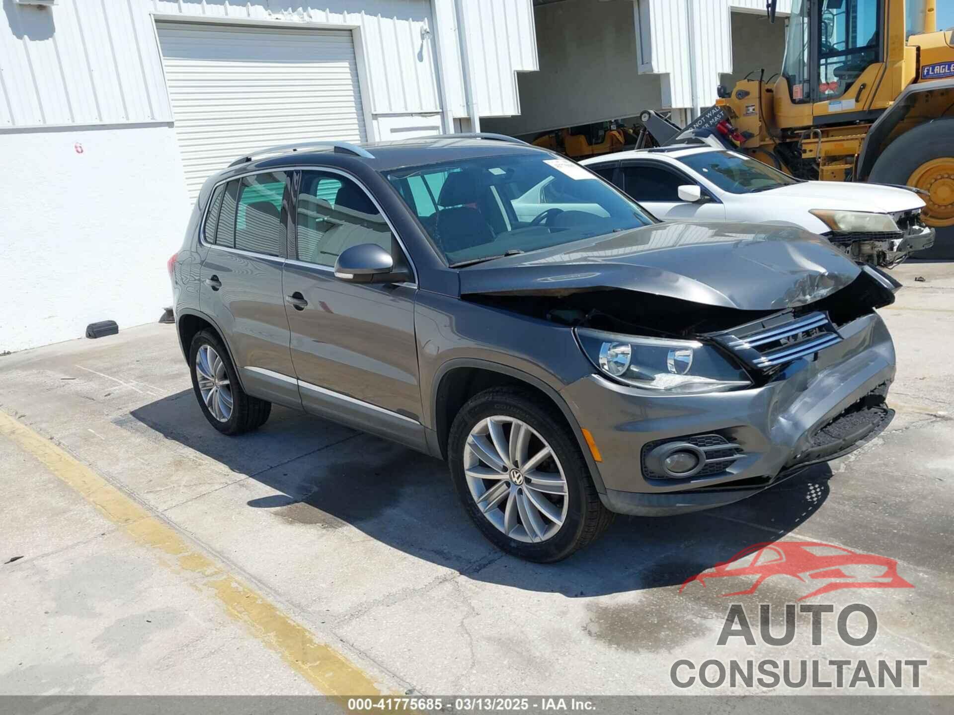 VOLKSWAGEN TIGUAN 2012 - WVGAV7AXXCW099255