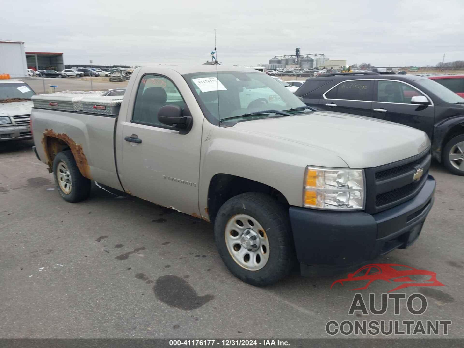 CHEVROLET SILVERADO 1500 2009 - 1GCEC14X49Z152043