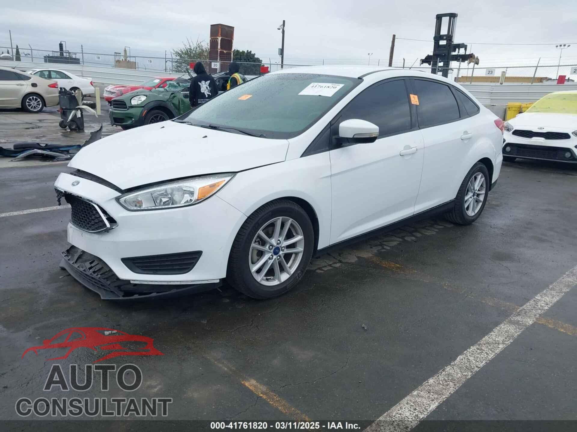 FORD FOCUS 2017 - 1FADP3F29HL237741