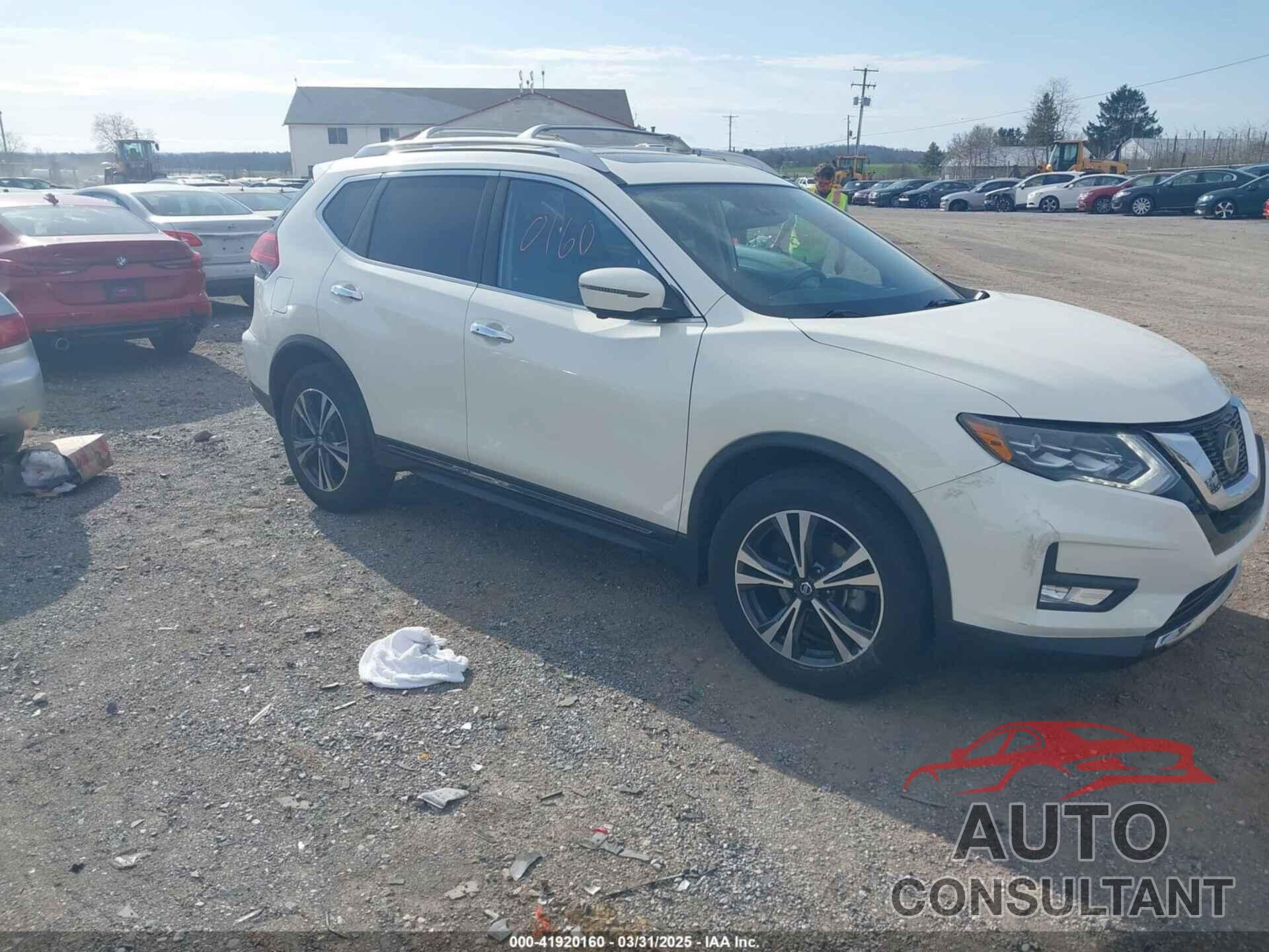NISSAN ROGUE 2018 - JN8AT2MV8JW307299