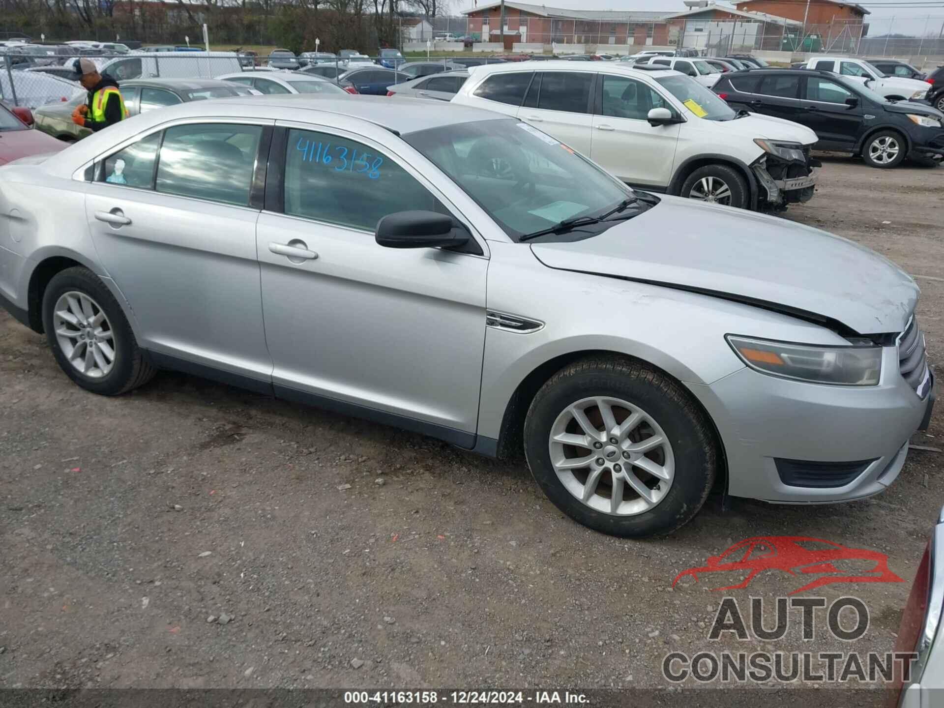 FORD TAURUS 2015 - 1FAHP2D87FG127991