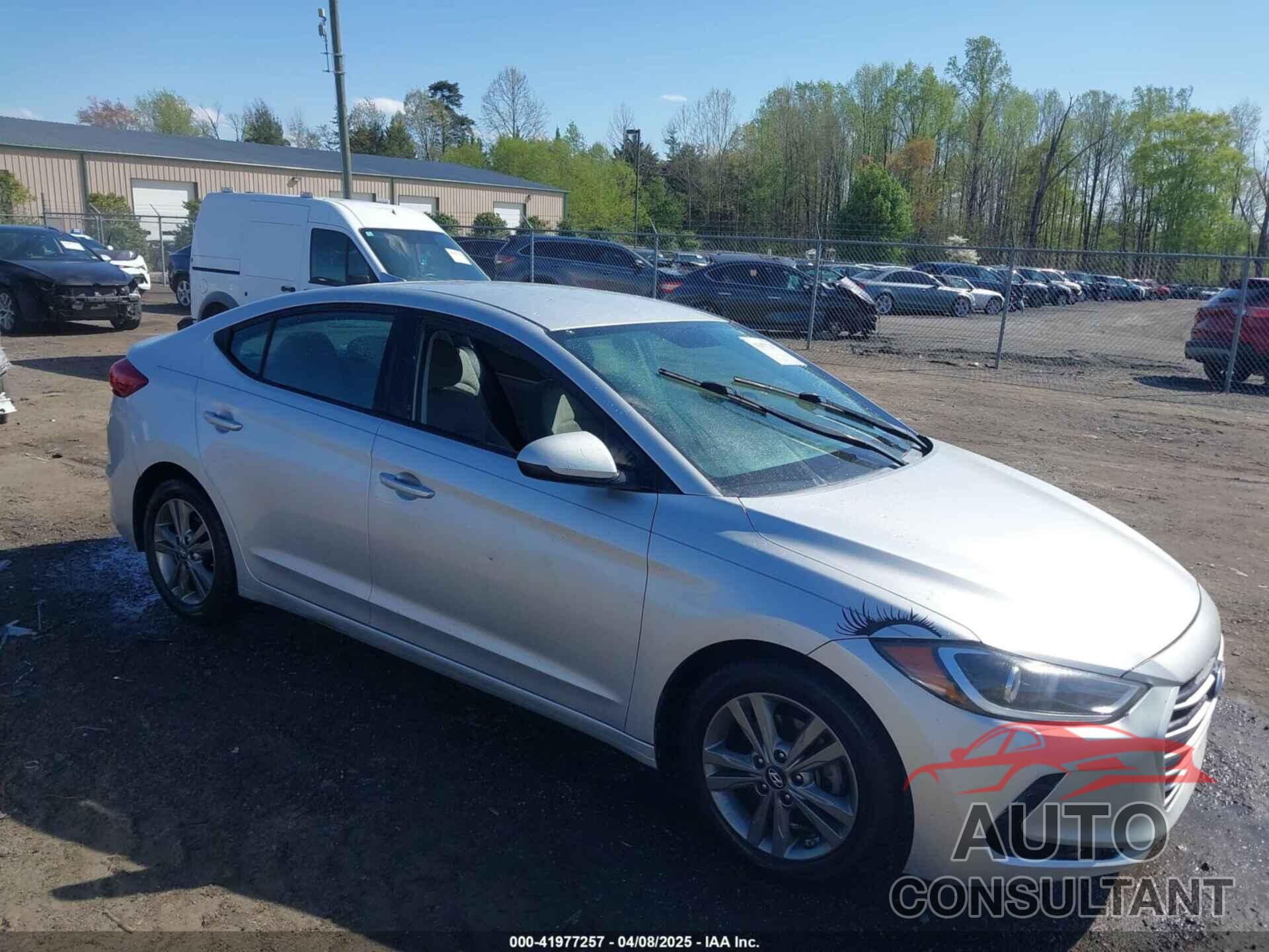 HYUNDAI ELANTRA 2018 - 5NPD84LF1JH235707