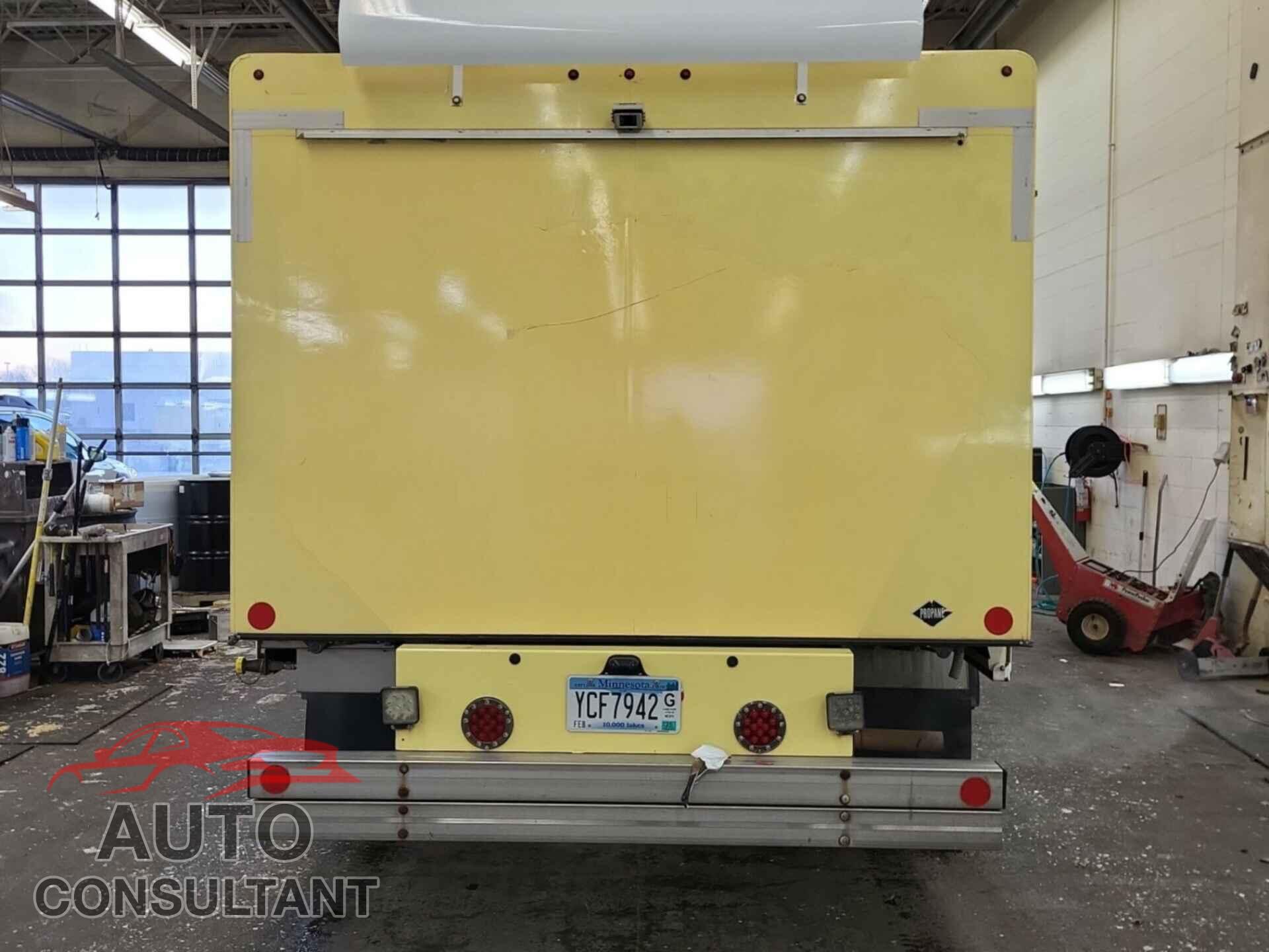 FORD E-450 CUTAWAY 2019 - 1FDXE4FS0KDC22559