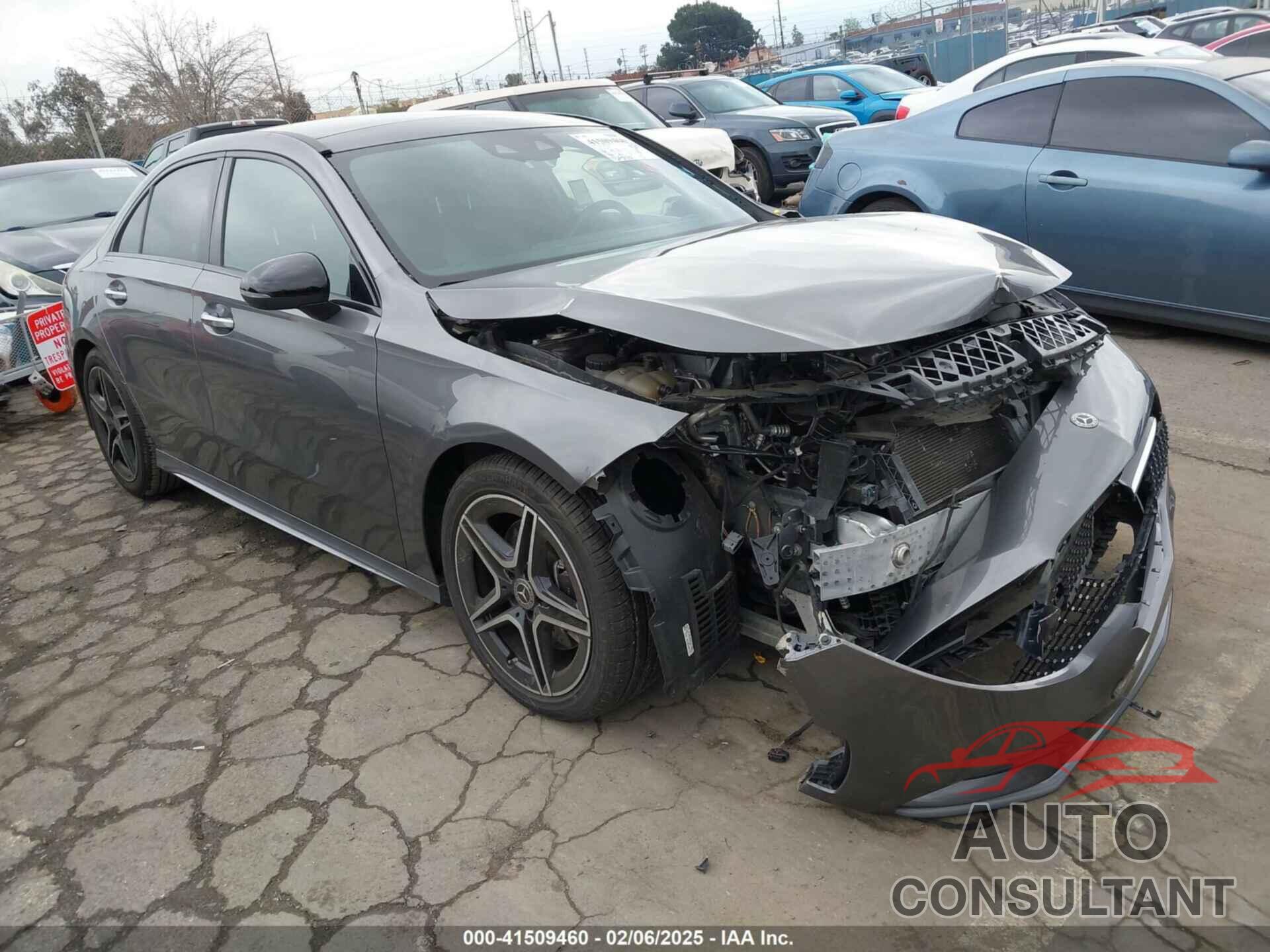 MERCEDES-BENZ A 220 2019 - WDD3G4EB2KW003031